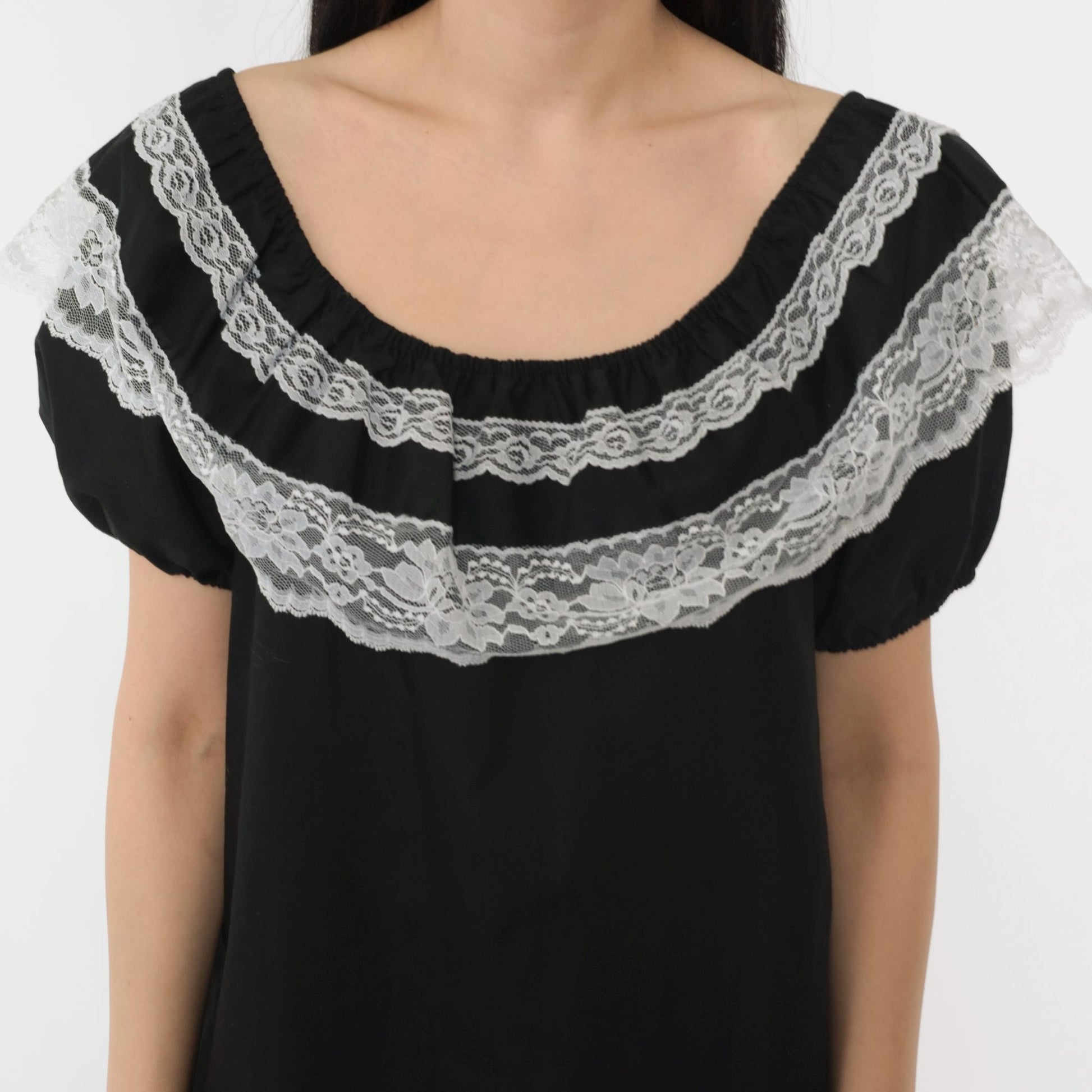 90s Black Peasant Blouse White Lace Trim Off-Shoulder Medium