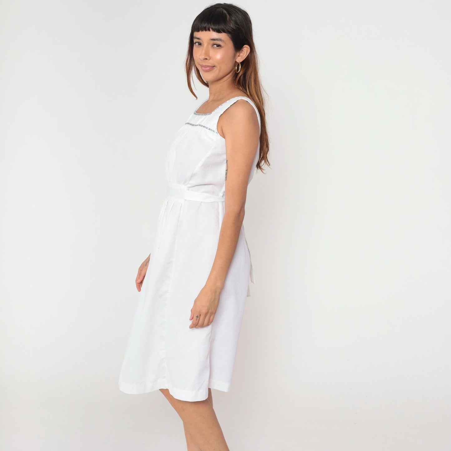70s White Floral Embroidered Midi Dress Sleeveless High Waist Tie Belt Small