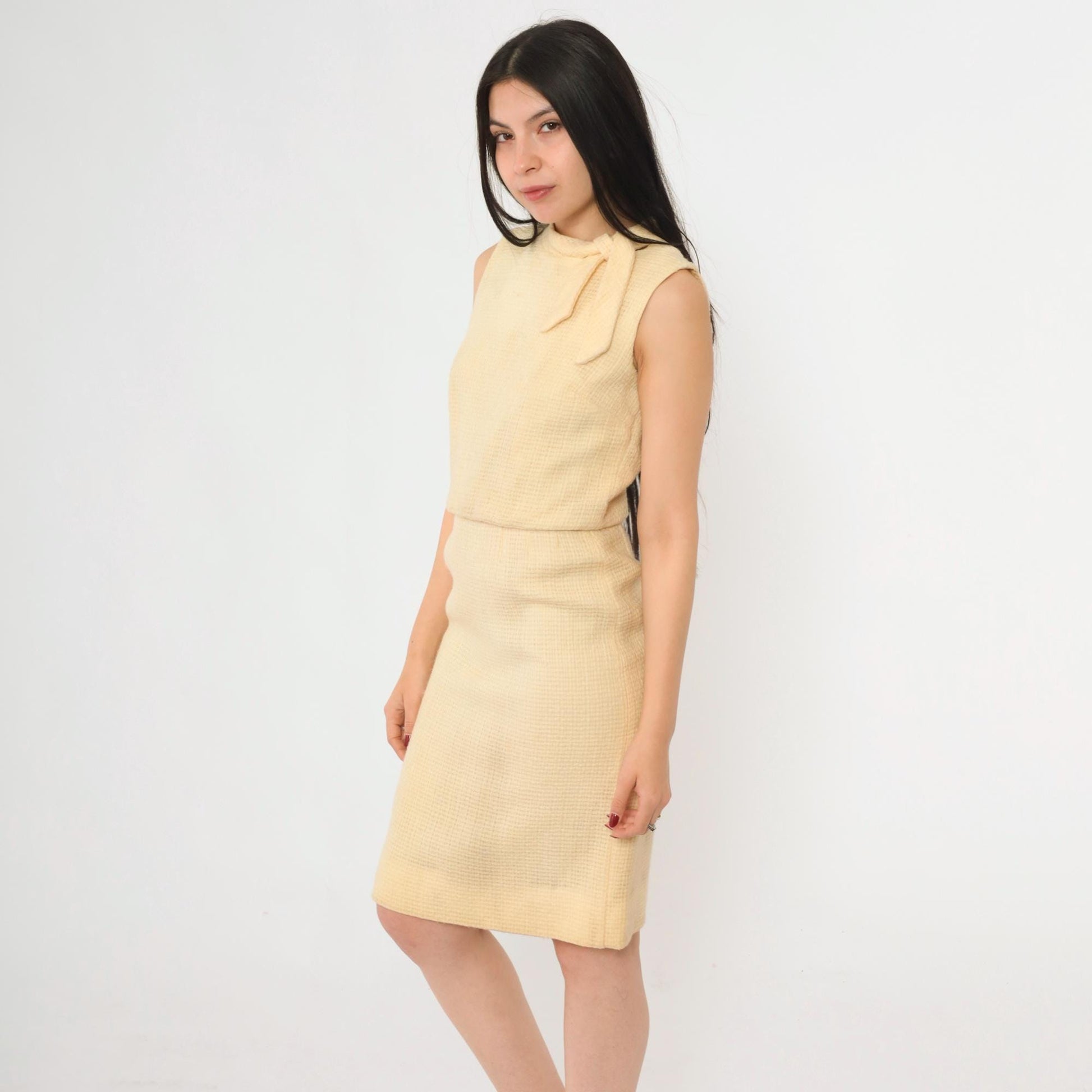 1960s Cream Wool Dress Sleeveless Bow Neck Fitted Knee Length Small S