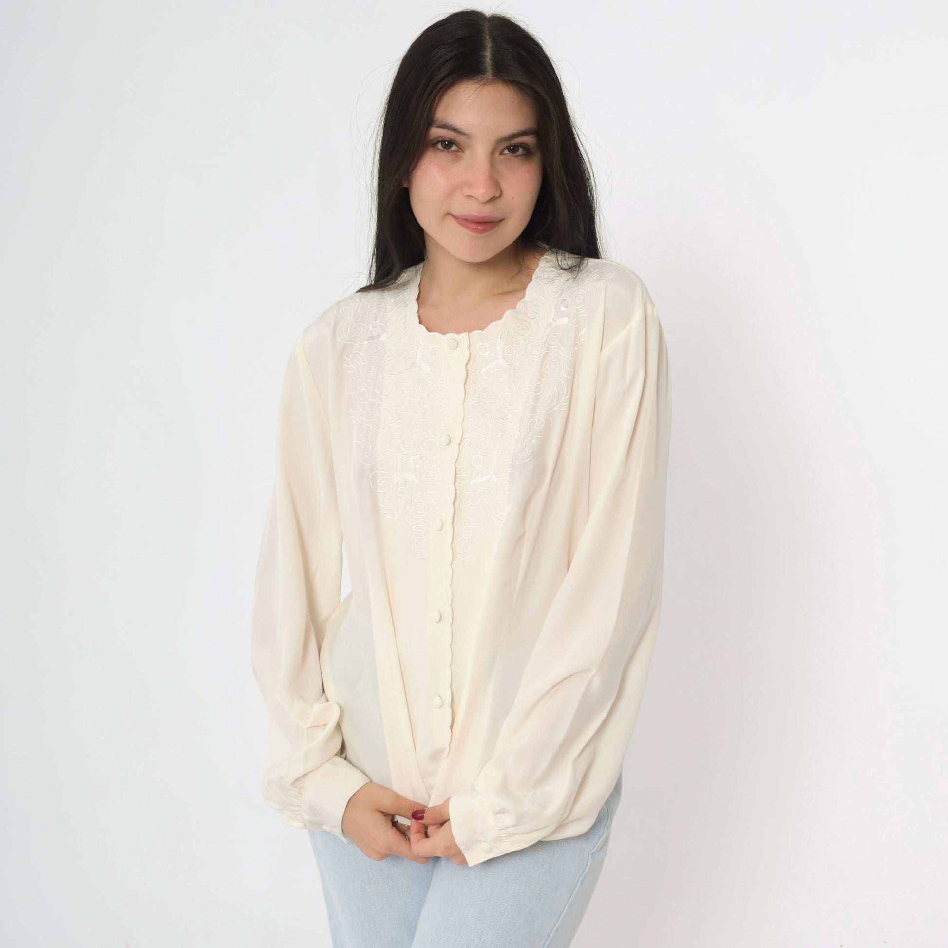 90s Mikado Ivory Embroidered Blouse Bird Motif Scalloped Long Sleeve Large L