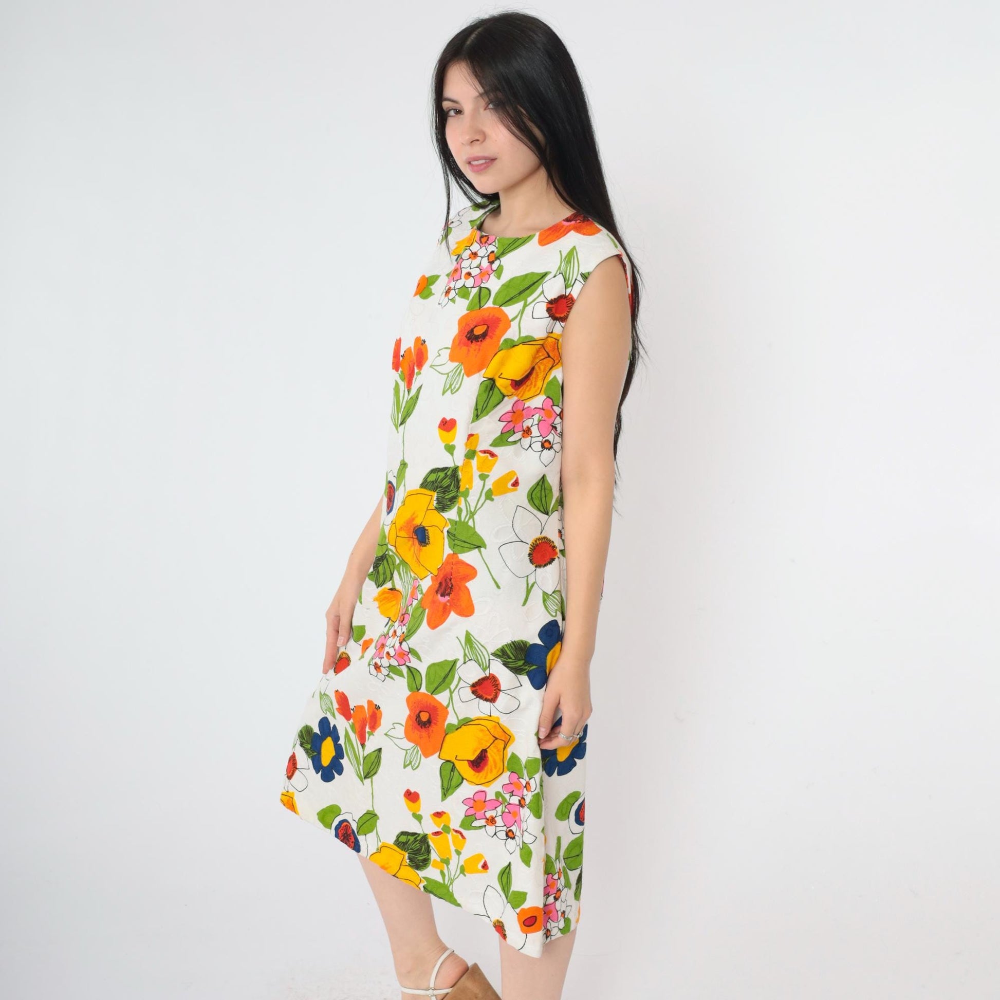 1960s Mod Floral A-Line Dress White Yellow Orange Green Sleeveless Large