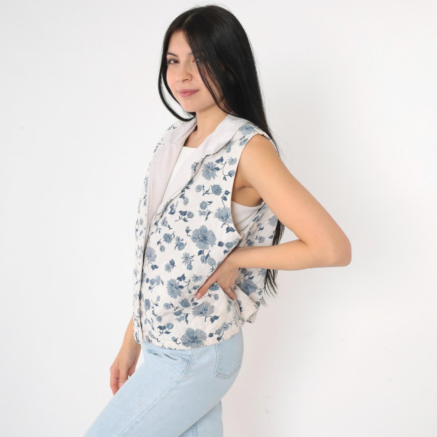 90s Quilted Floral Vest White Blue Button Front Collared Medium M