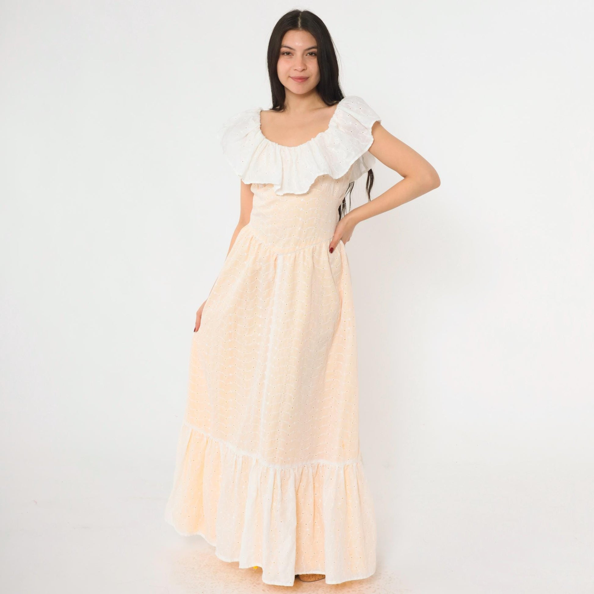 70s White Eyelet Lace Maxi Dress Yellow Lining Ruffled Off-Shoulder Small