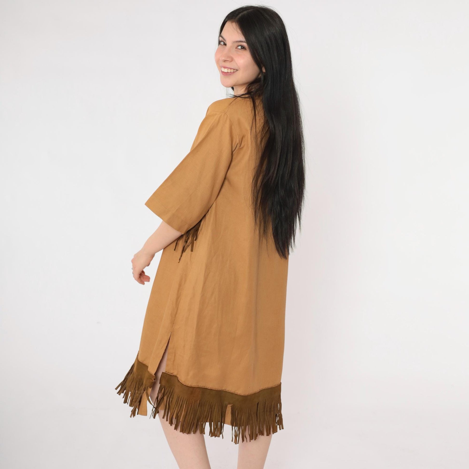 70s Tan Suede Fringe Tunic Dress Lace-Up Neckline Knee Length Medium M