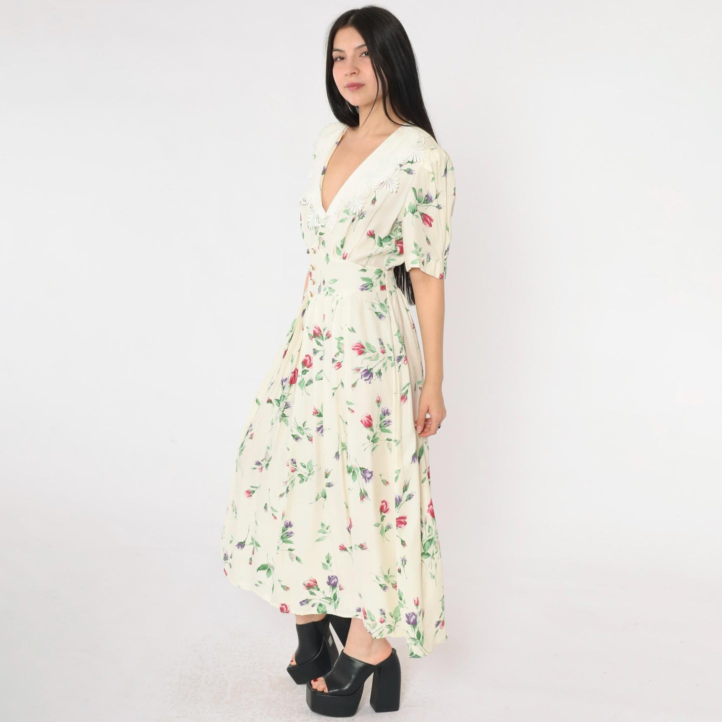 90s S.L. Fashions Cream Floral Maxi Dress Deep V Lace Collar Medium