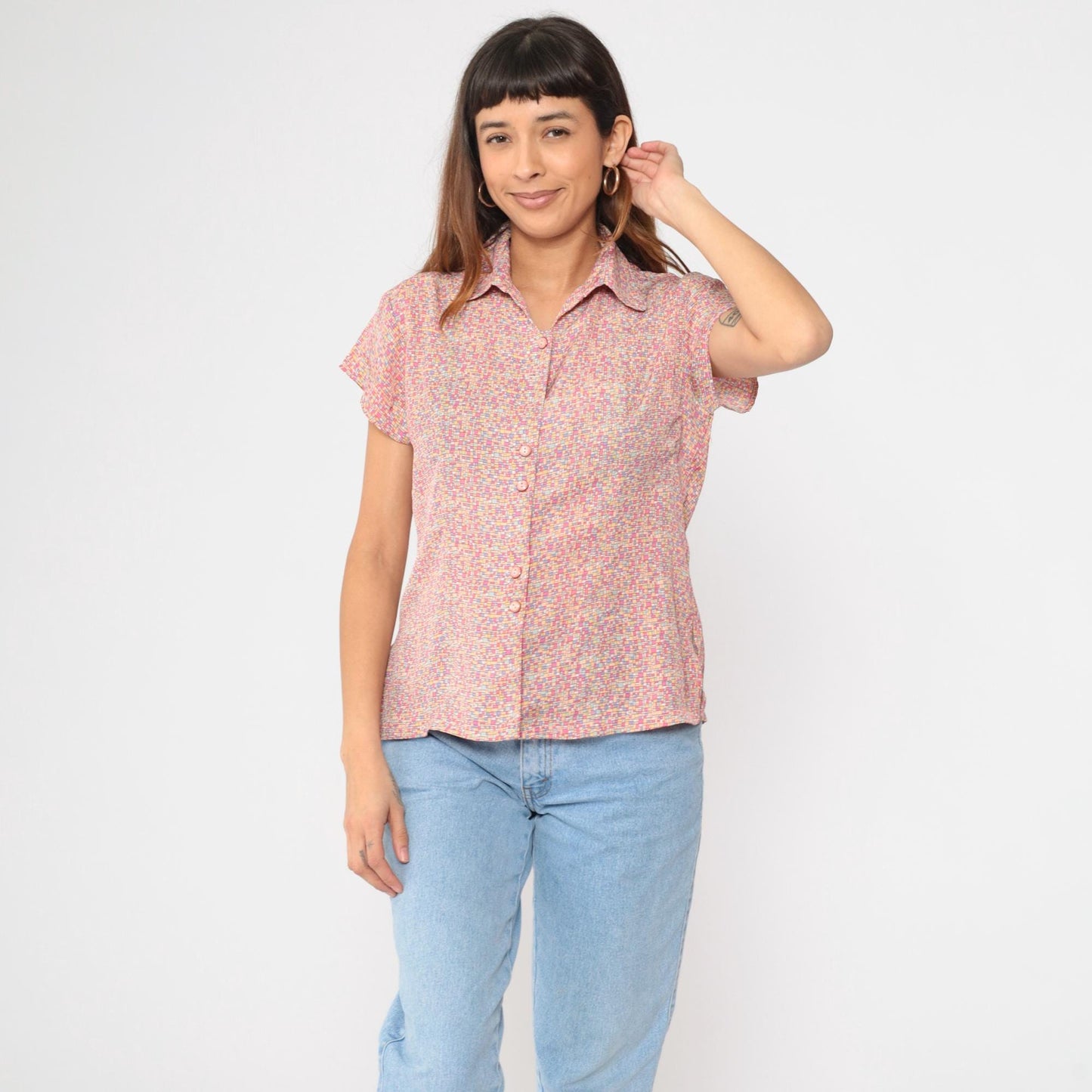90s Geometric Pastel Pink Button Up Blouse Short Sleeve Collared Medium