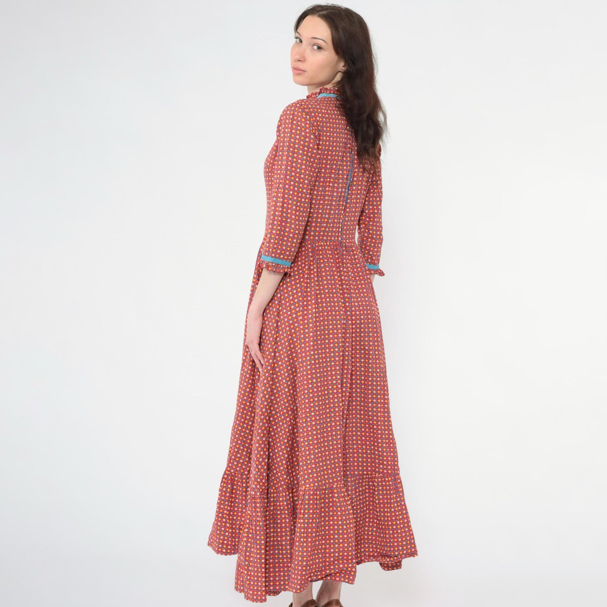 70s Red Calico Floral Maxi Dress High Waisted 3/4 Sleeve Ruffle Trim Small