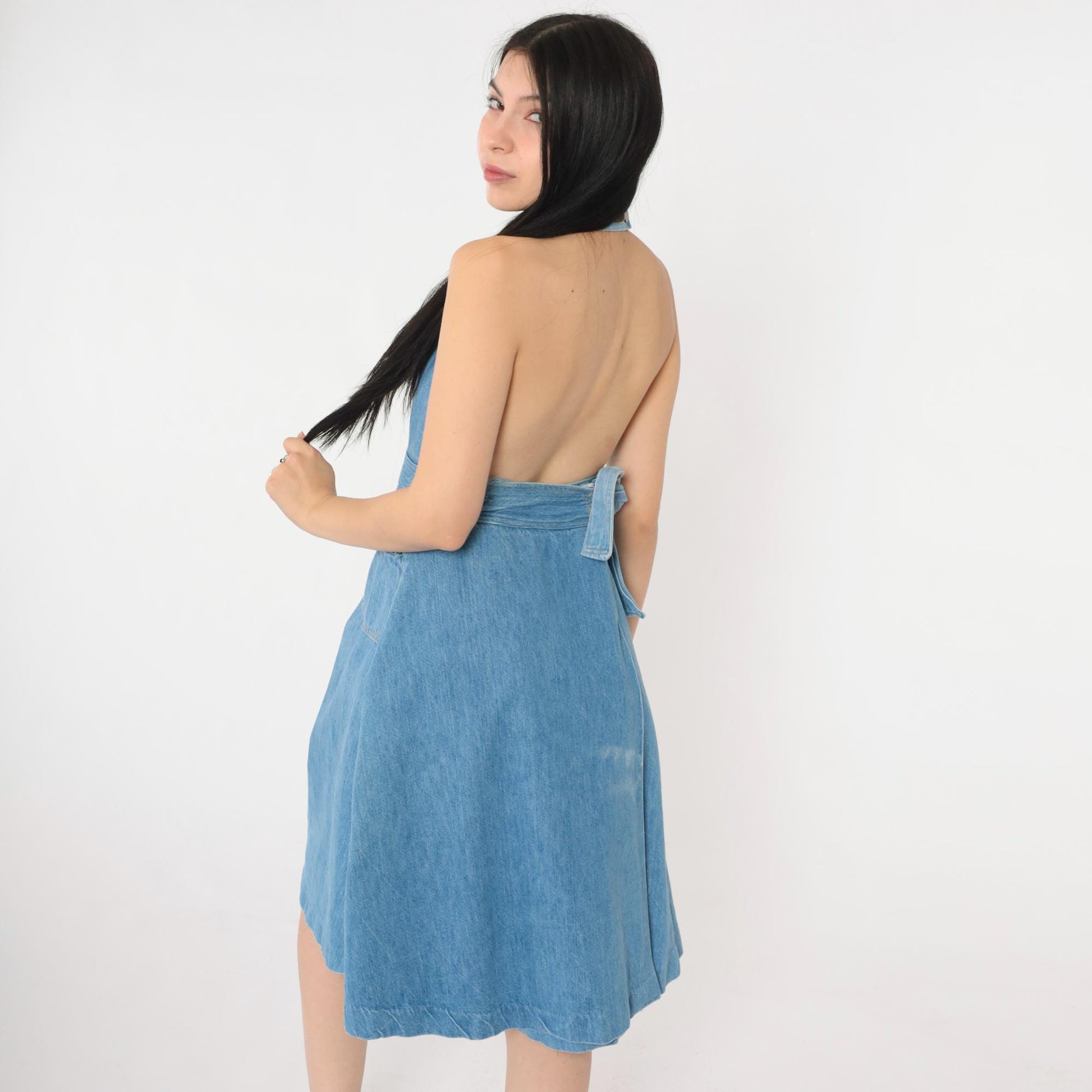70s Denim Halter Dress Light Wash Backless Apron Front Midi Knee Length XS