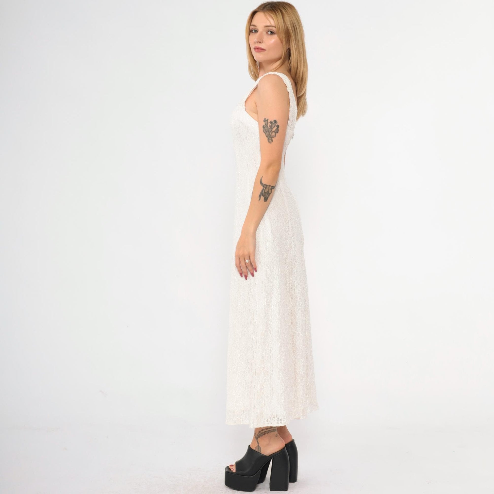 90s White Lace Maxi Dress Sweetheart Neckline Ankle Length Small
