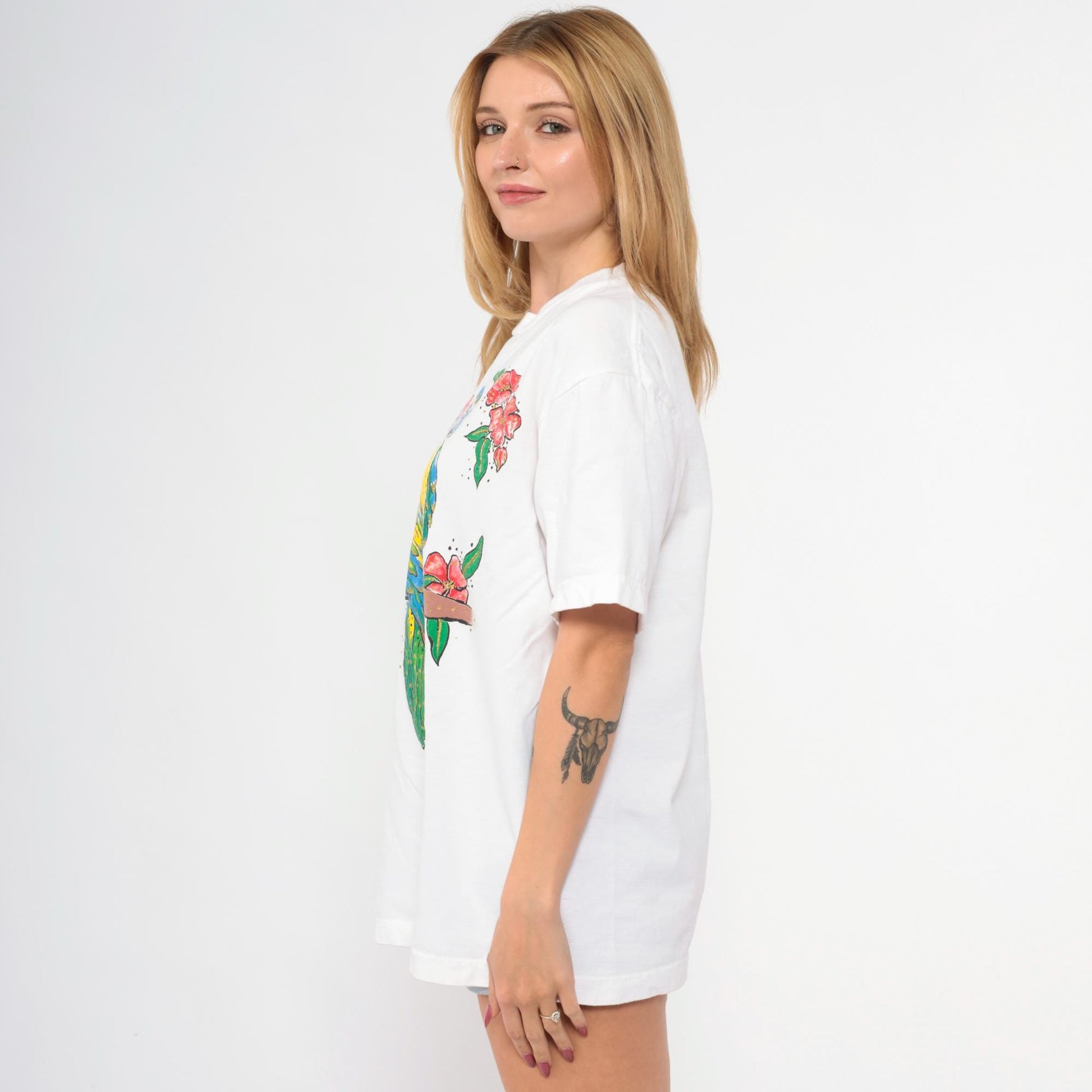 90s Parrot Tropical Graphic T-Shirt White Gold Glitter Bird Print Medium Large