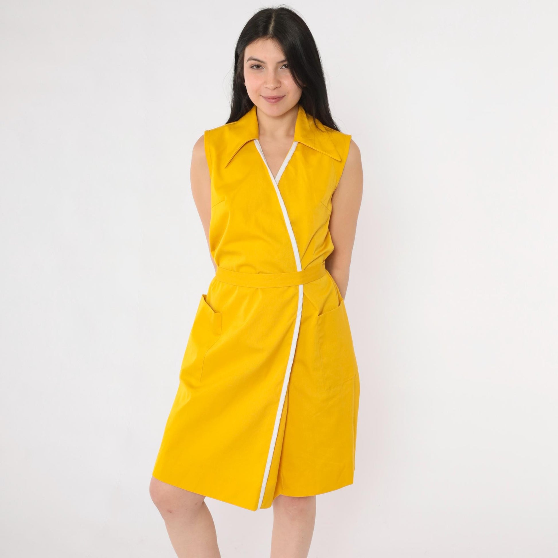 70s Yellow Shift Dress White Trim V-Neck Wrap Mini Sleeveless Small