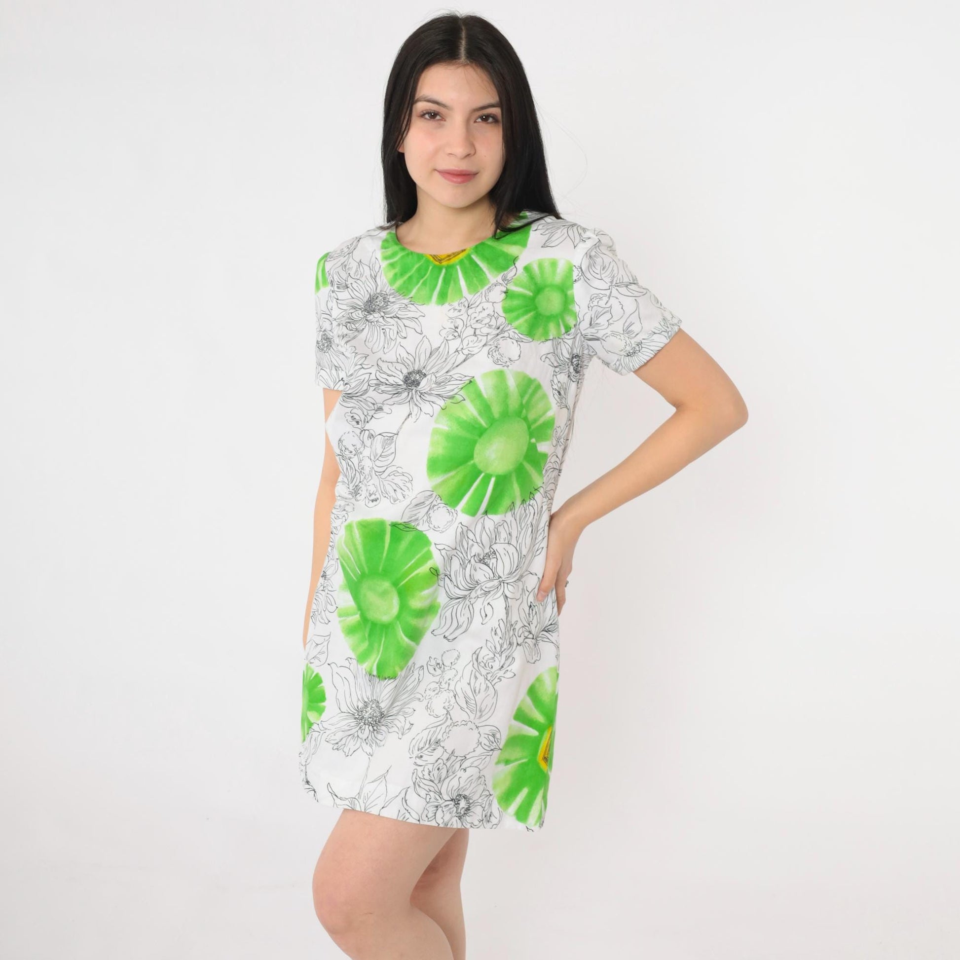 90s White Floral Mini Dress Green Black Graphic Short Sleeve Shift Small S
