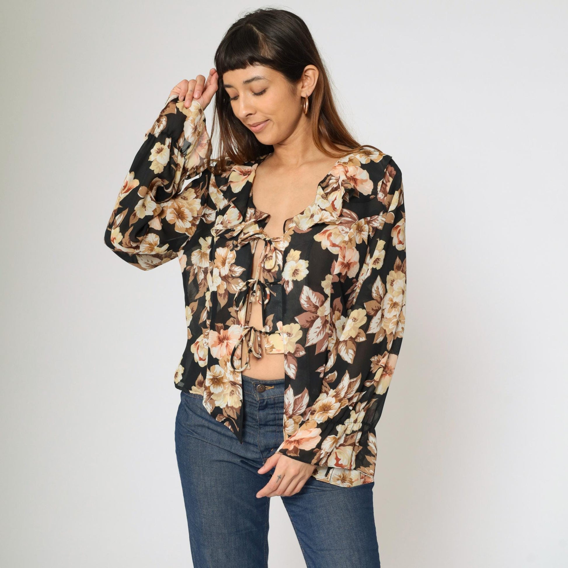 90s Gemini Black Floral Tie-Front Blouse Ruffled Collar Long Sleeve Large L