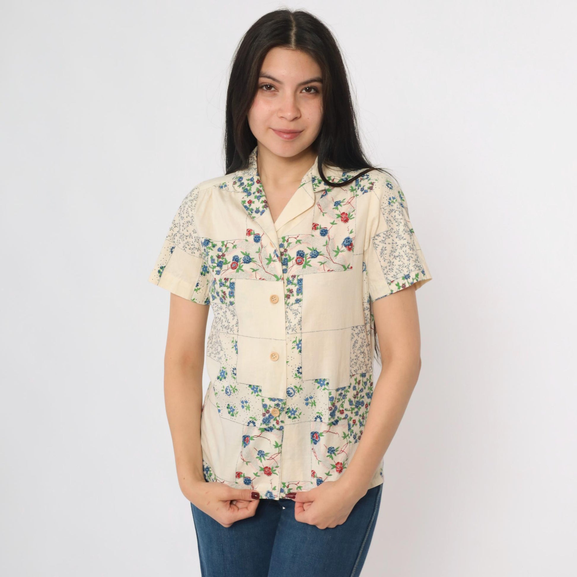 70s Patchwork Floral Cream Button Up Blouse Short Sleeve Collared Extra Small