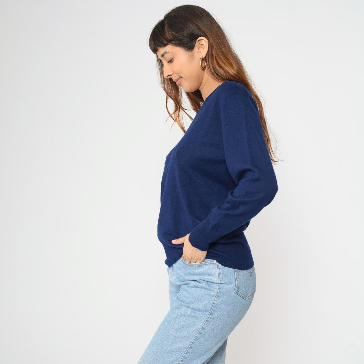 70s Bloomingdale's Navy Wool V-Neck Pullover Sweater Medium