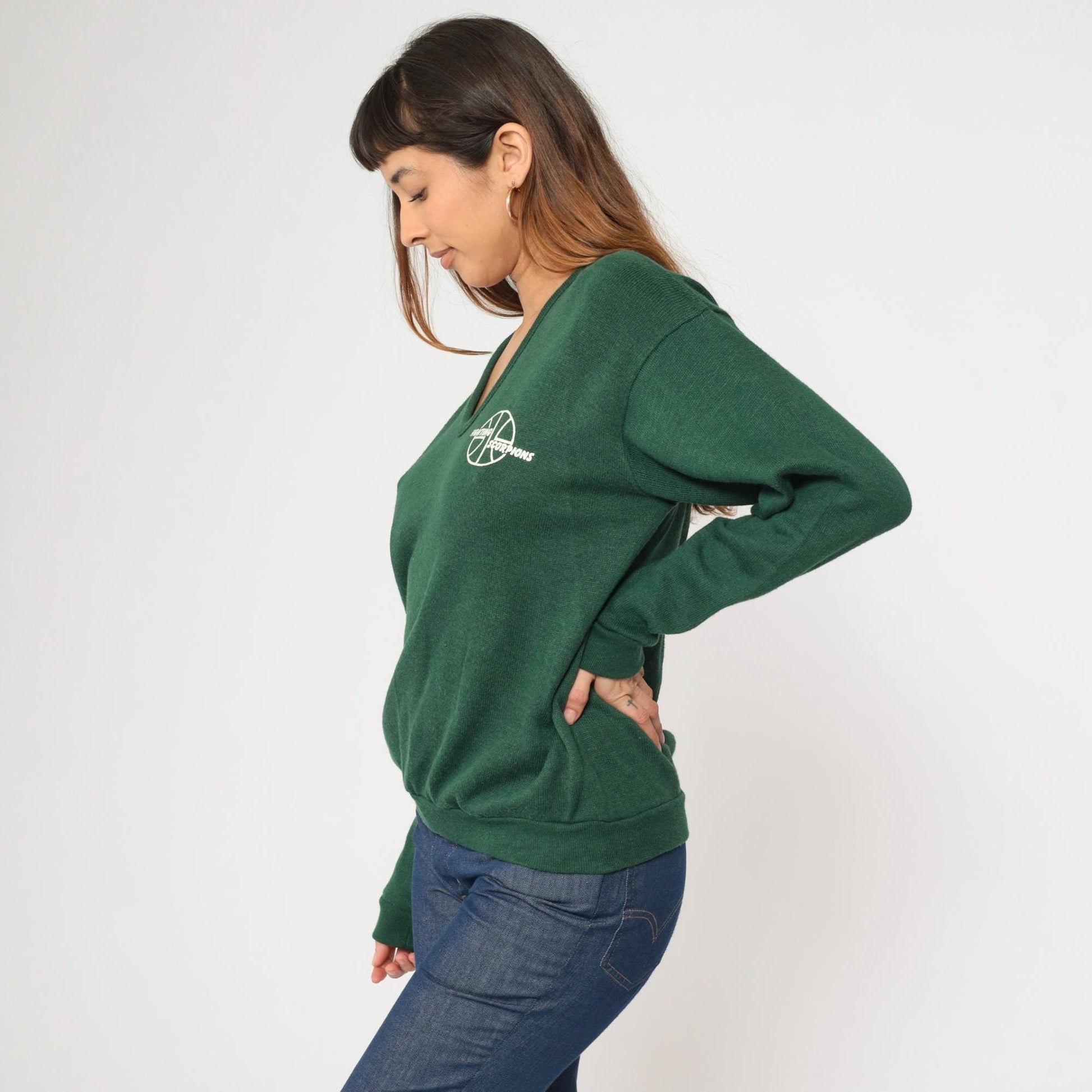 80s Fighting Scorpions Basketball V-Neck Sweater Forest Green Large