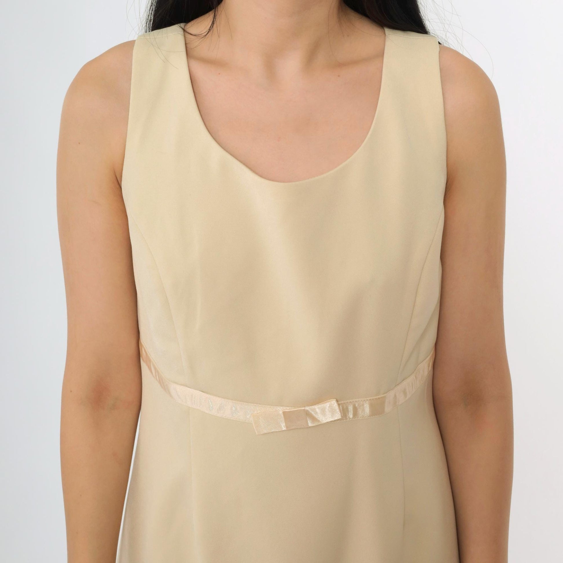 00s Amanda Smith Beige Mini Dress Satin Bow Empire Waist Scoop Neck Small