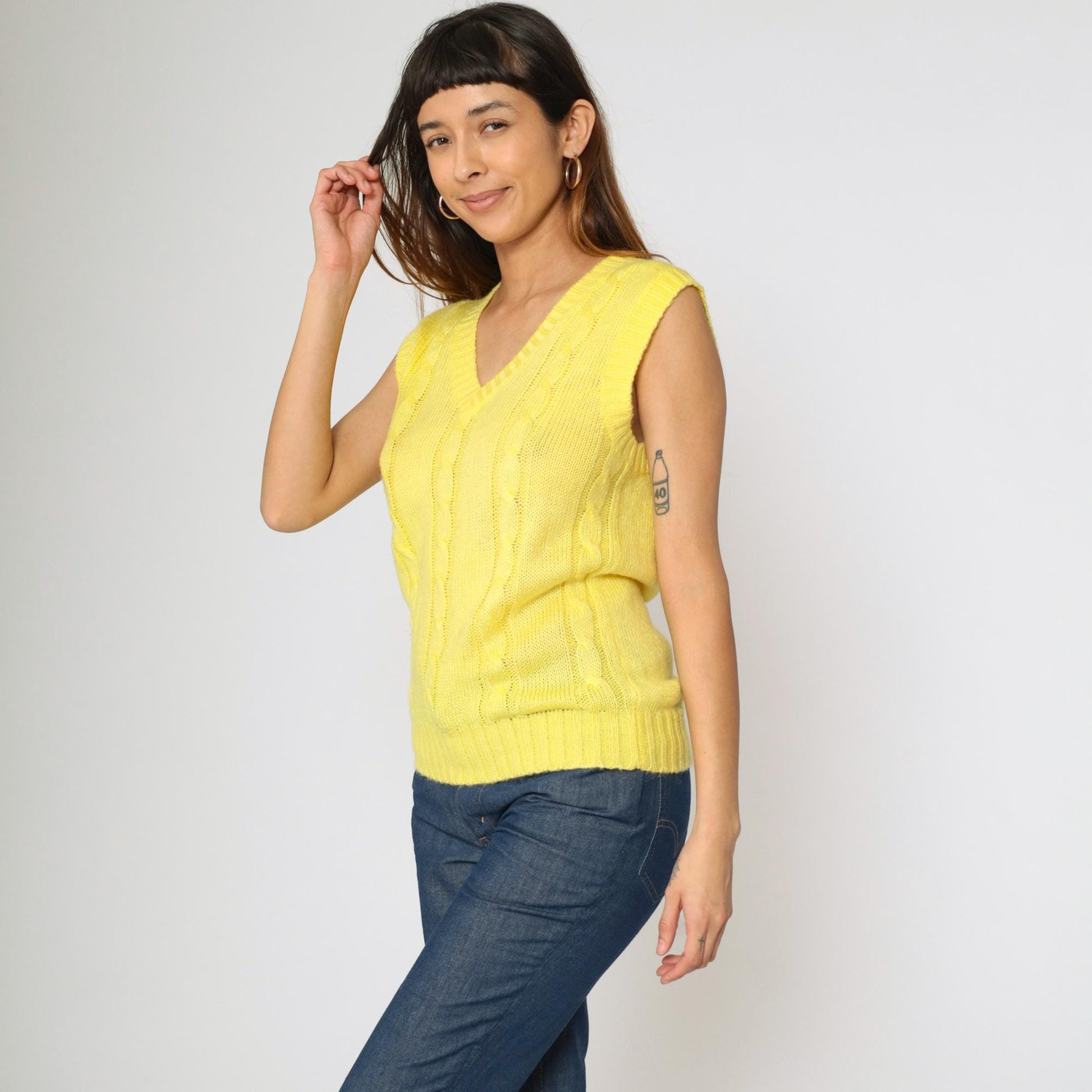 80s Yellow Cable Knit Sweater Vest V Neck Sleeveless Pullover Extra Small