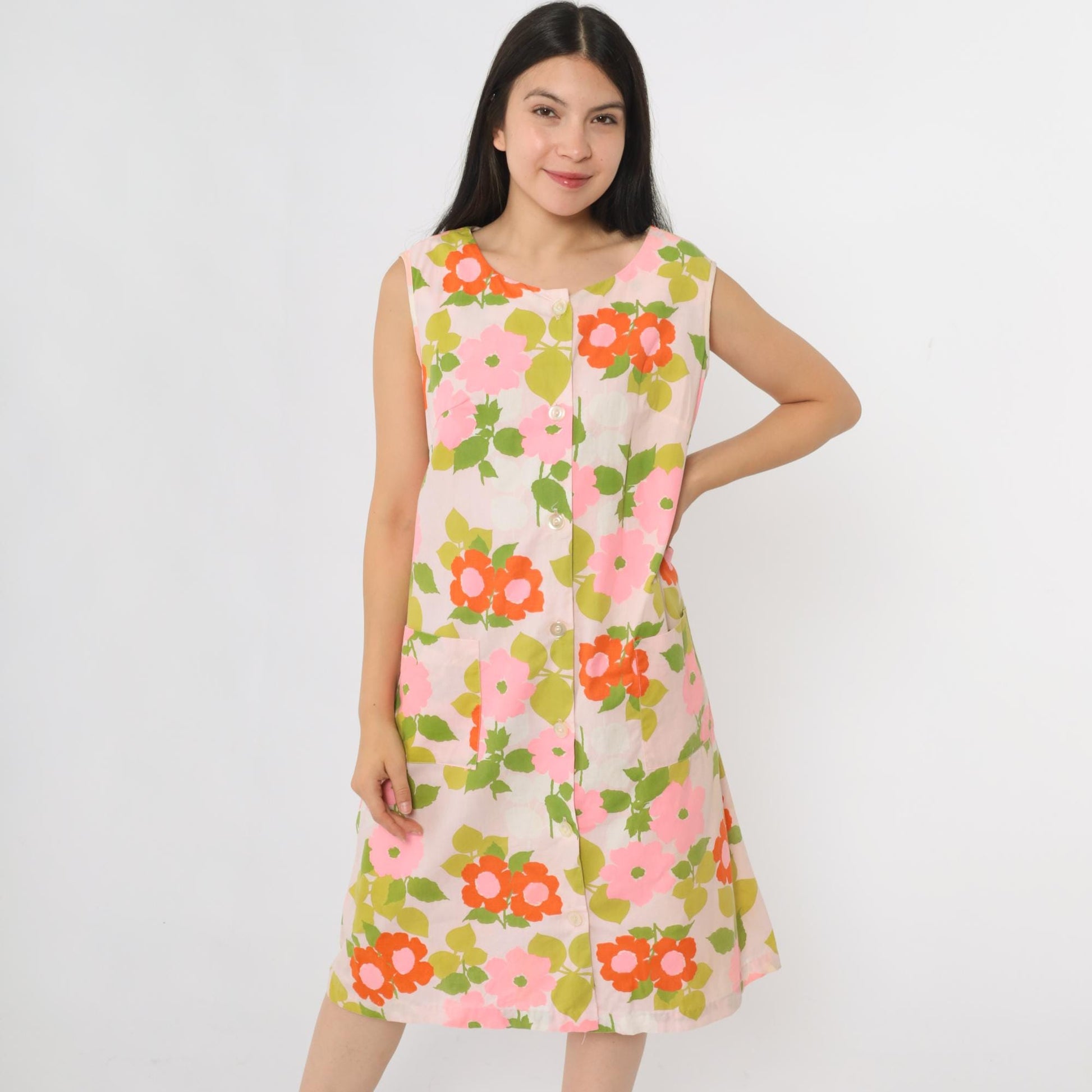 1960s Pink Floral Shift Dress Sleeveless Button Front Knee Length Medium