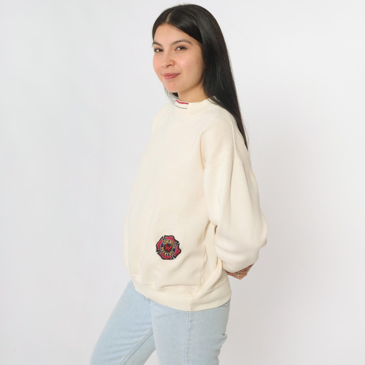 90s Cream Adventure Weekends Patch Crewneck Sweatshirt Small