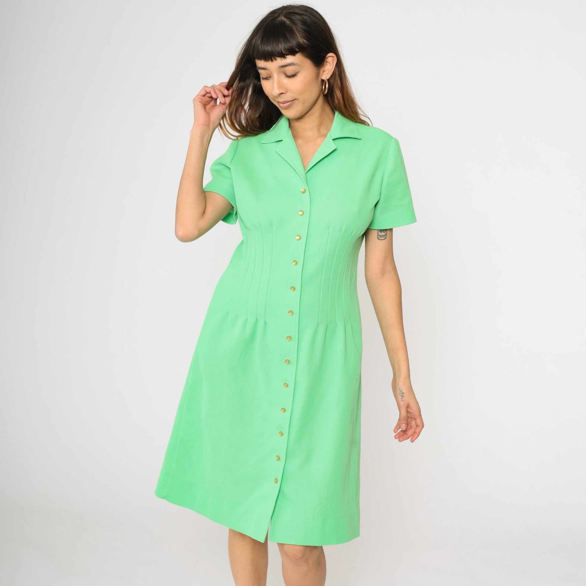 70s Green Mod Mini Shirtdress Button-Up Shift Dress Pointed Collar Medium M