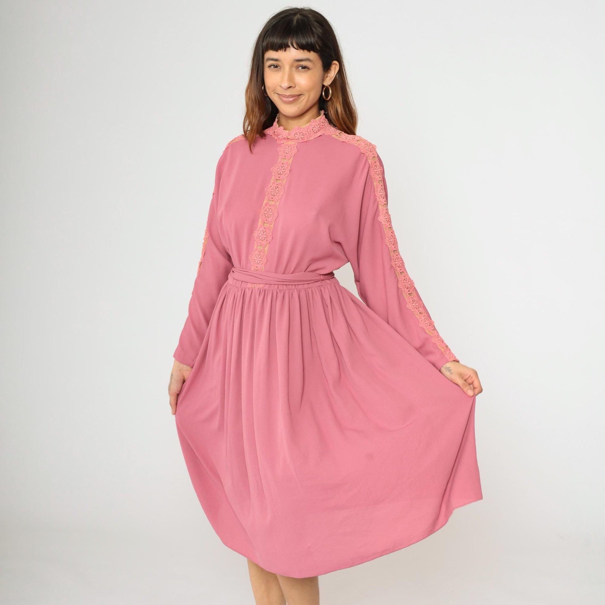 70s Pink Midi Dress Lace Trim Dolman Sleeve High Waisted Belted Medium