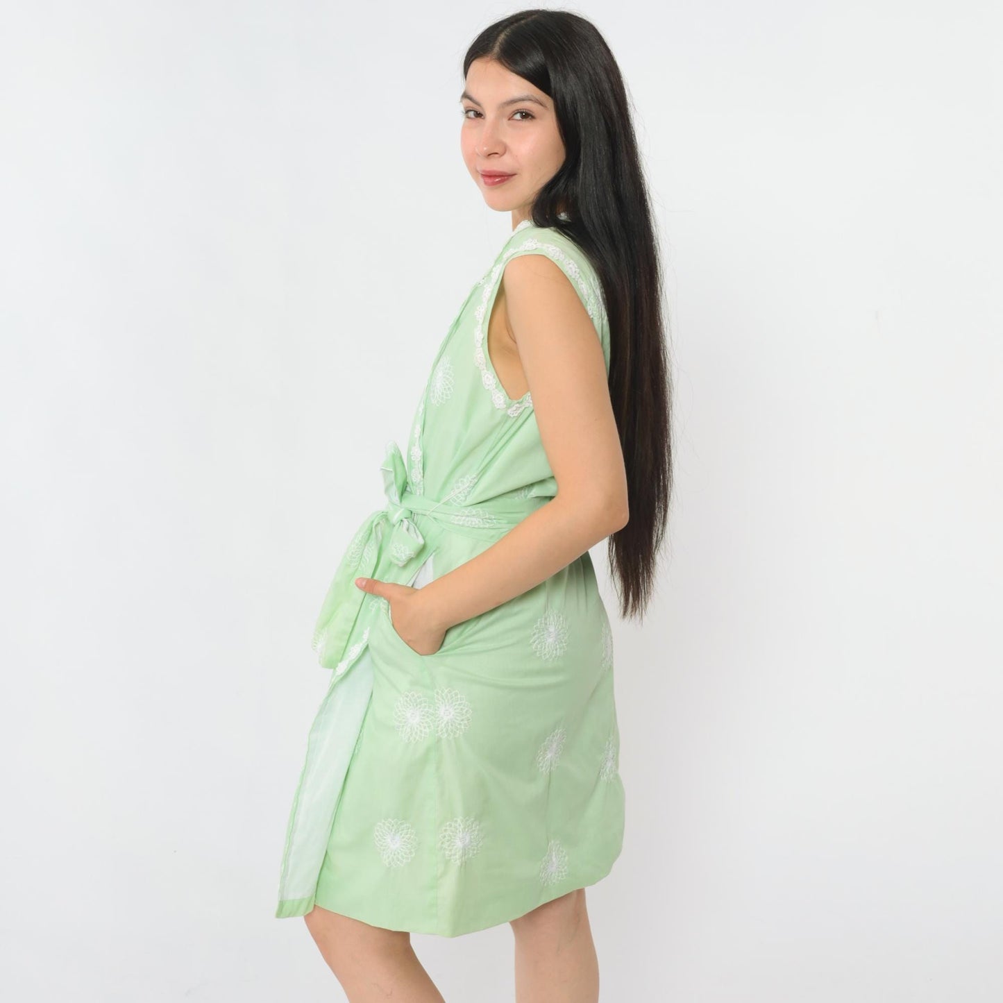 70s Lord & Taylor Green Floral Wrap Dress Embroidered V Neck Mini Medium M