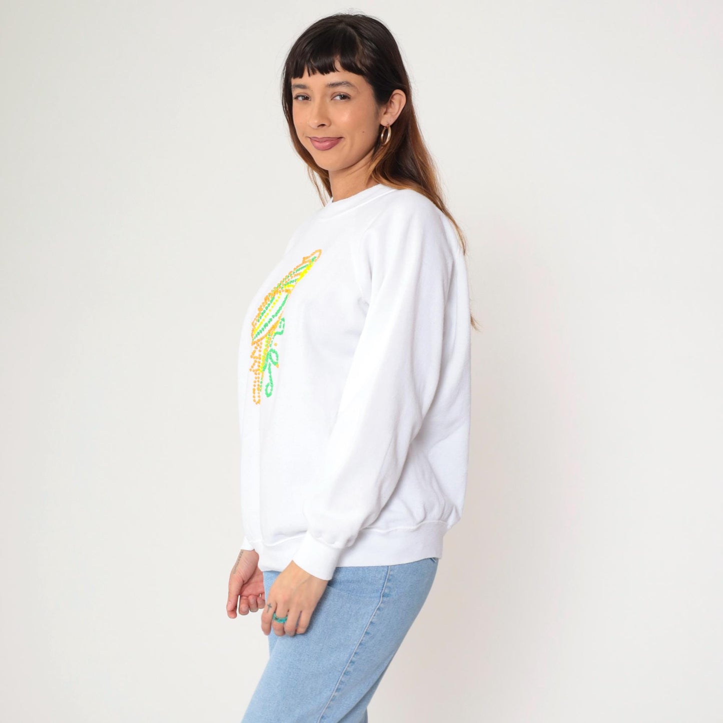 90s Neon Parrot Sweatshirt White Painted Graphic Raglan Crewneck Extra Large XL