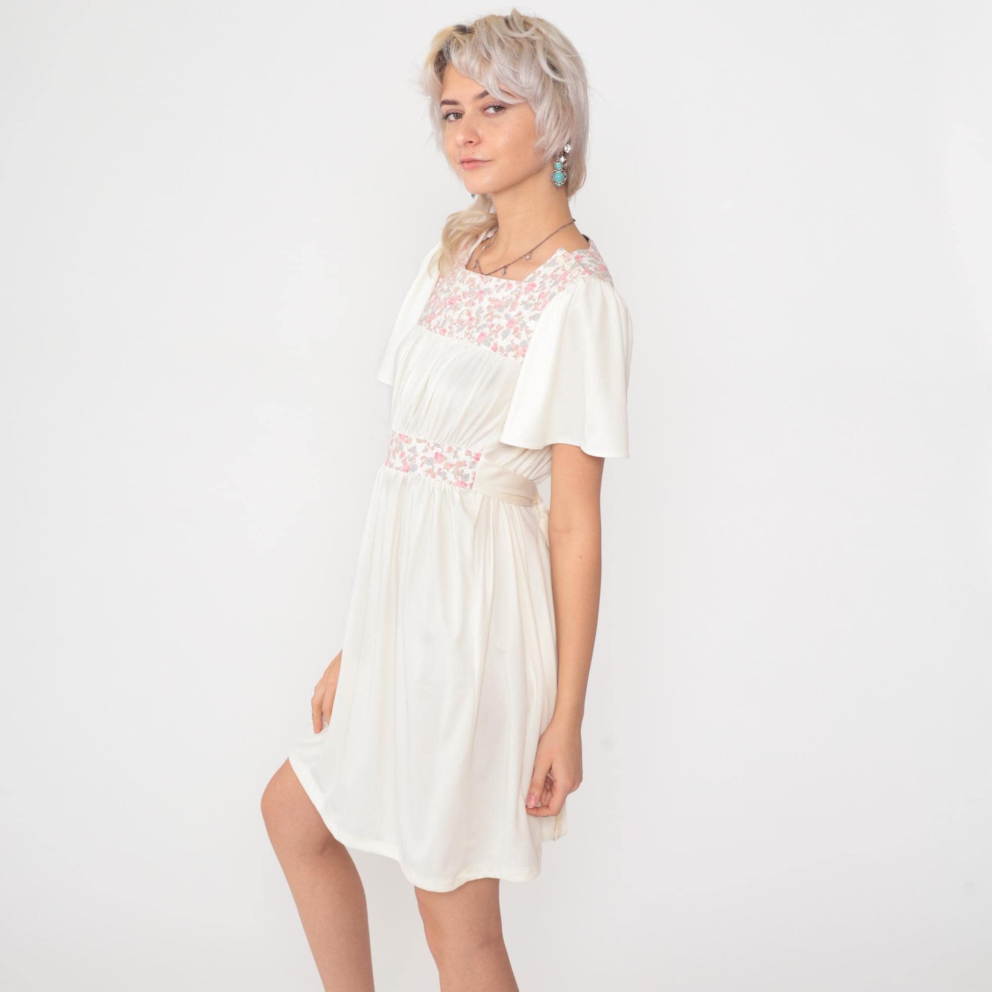 70s White Floral Peasant Mini Dress Flutter Sleeve High Waist Small S