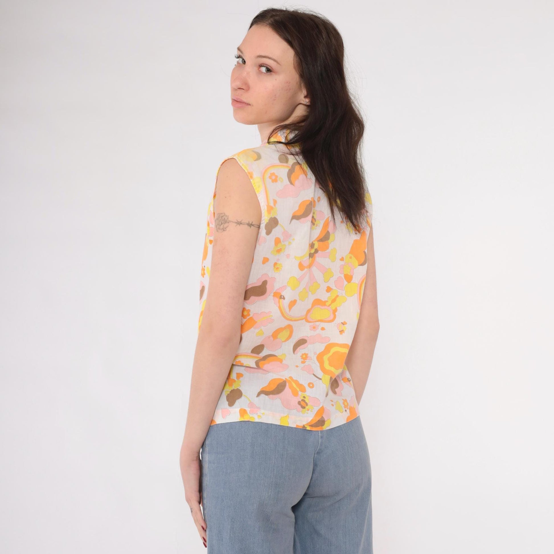 70s Rainbow Heart Floral Butterfly Sleeveless Blouse Dagger Collar White Small