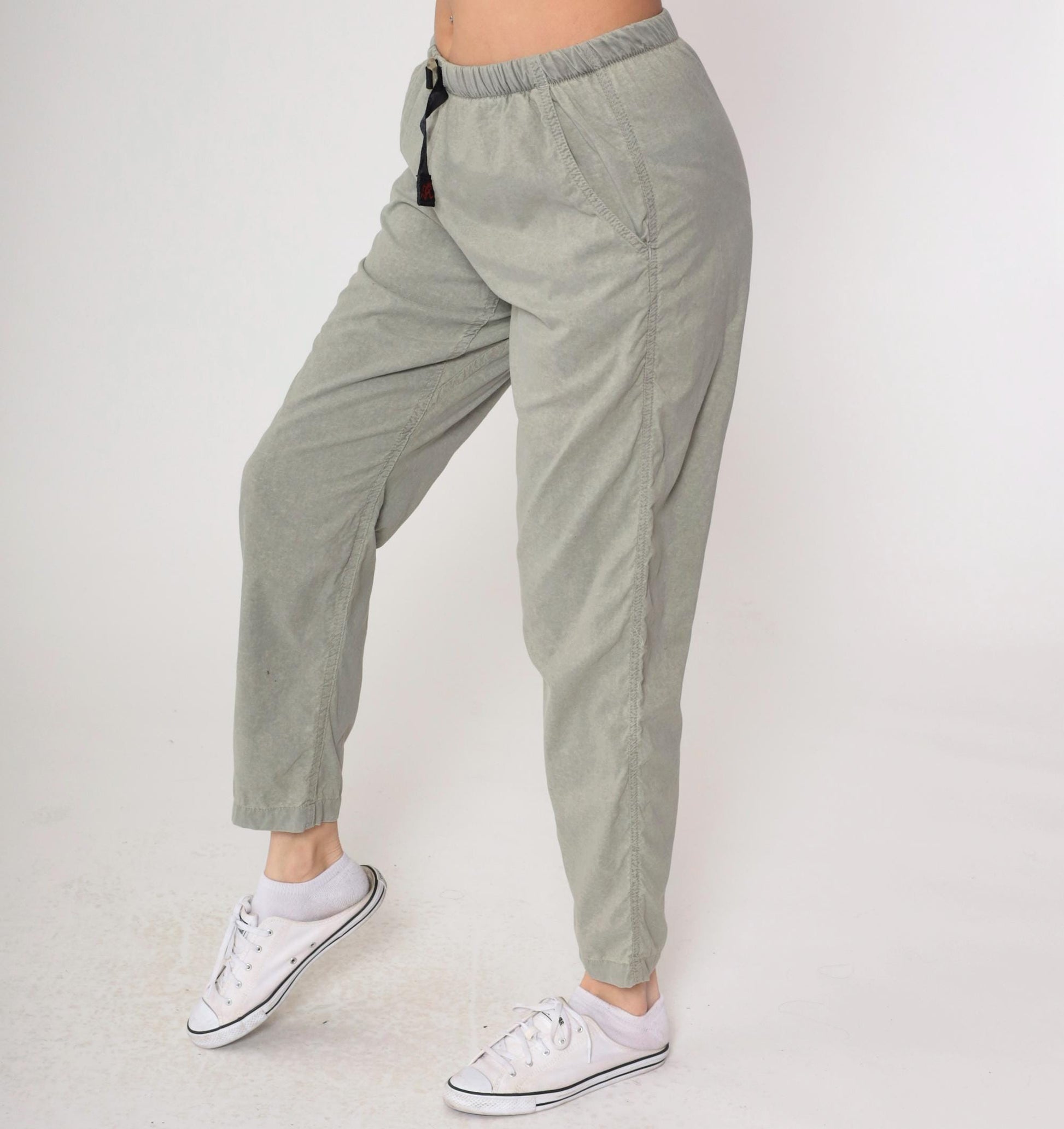 90s Gramicci Stone Grey Nylon Pants Adjustable Waist Small