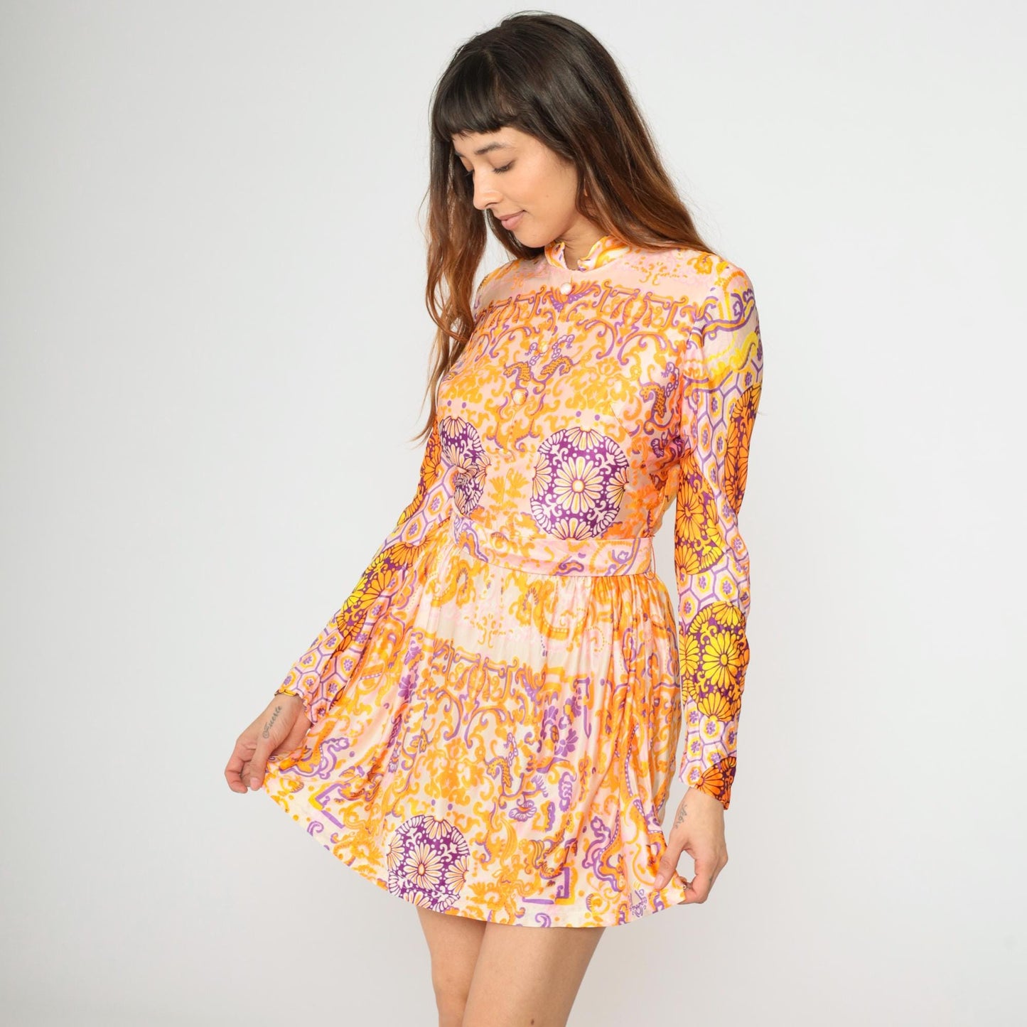 1960s Psychedelic Floral Mini Dress Mandarin Collar Long Sleeve Pink Orange Purple Small