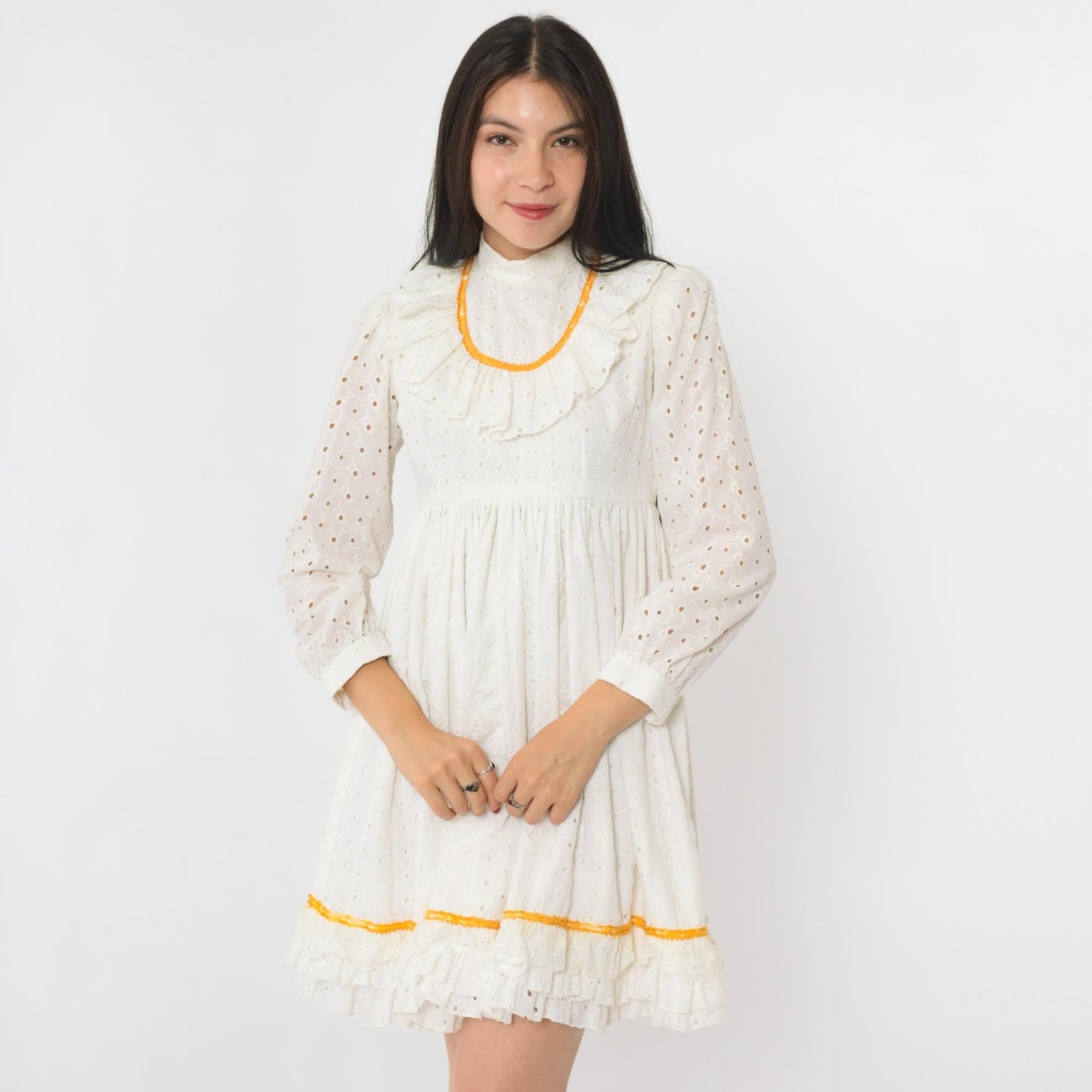 70s White Eyelet Lace Mini Dress Empire Waist Puff Sleeve Small