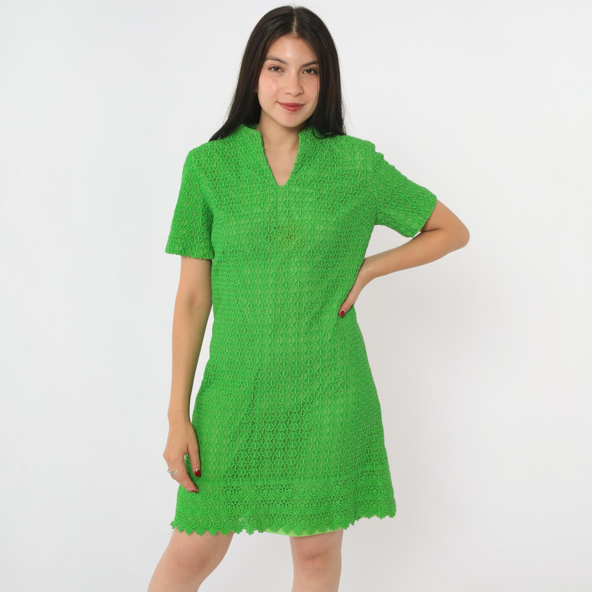 60s Green Guipure Lace Mod Mini Dress Geometric Embroidered V-Neck Small