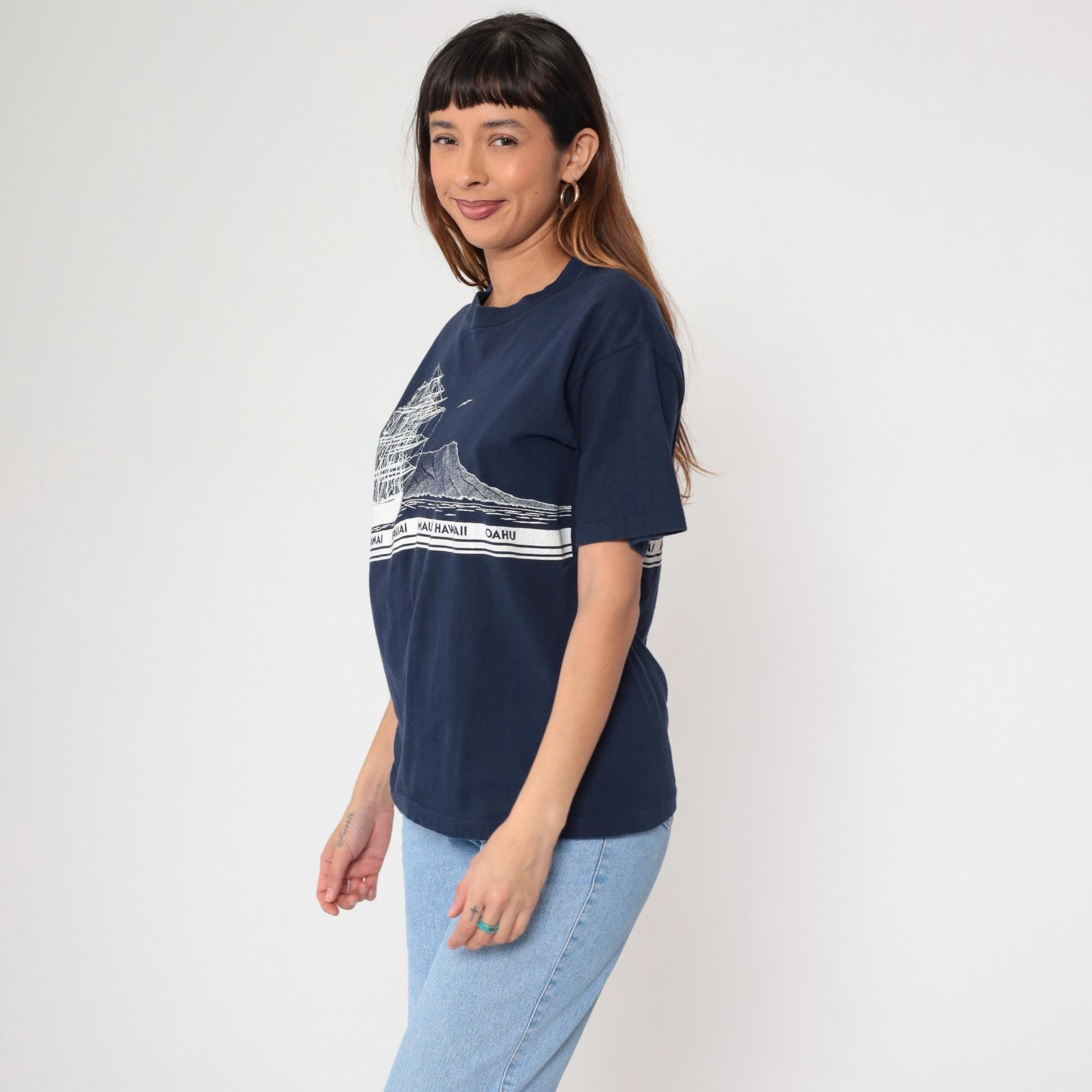 80s Hawaii Sailboat Graphic T-Shirt Navy Blue Islands Crewneck Medium