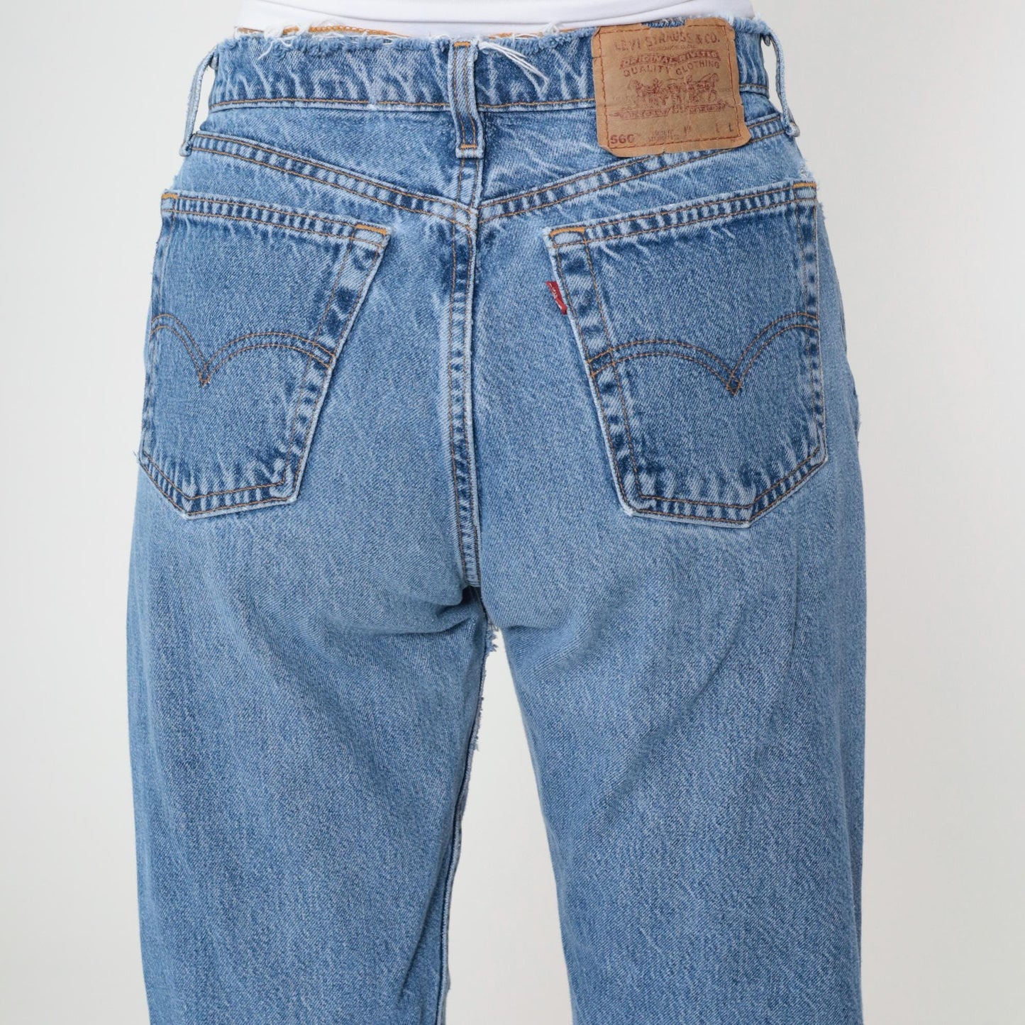 90s Levi's 560 High Waist Mom Jeans Blue Denim Tapered Leg Size 11
