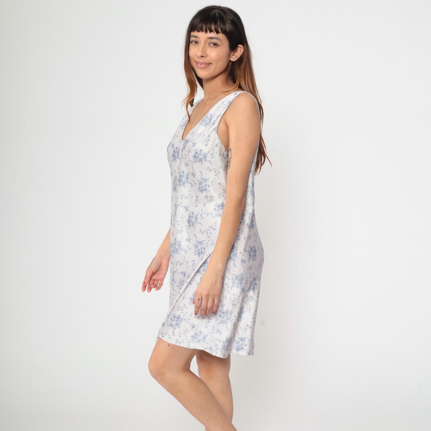 90s White Satin Slip Dress Blue Floral Bouquet Print Mini V-Neck Large L