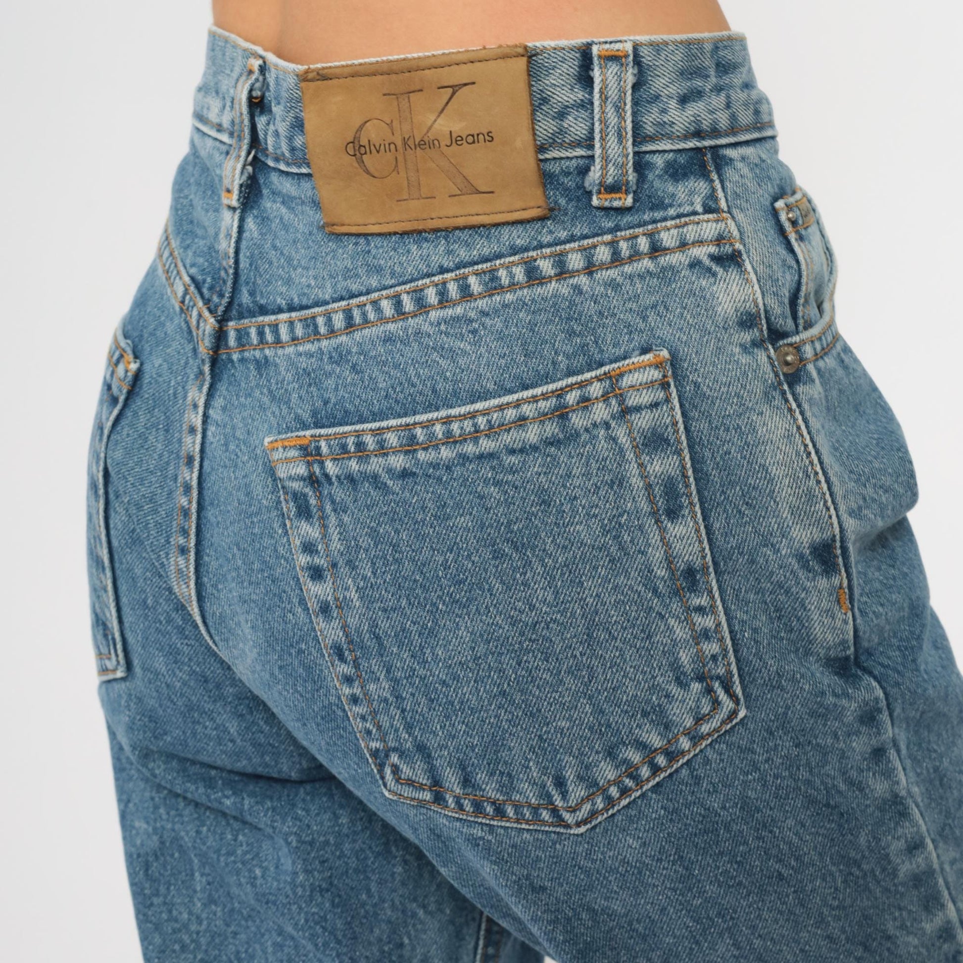 00s Calvin Klein High Waist Mom Jeans Blue Denim Tapered Small 28