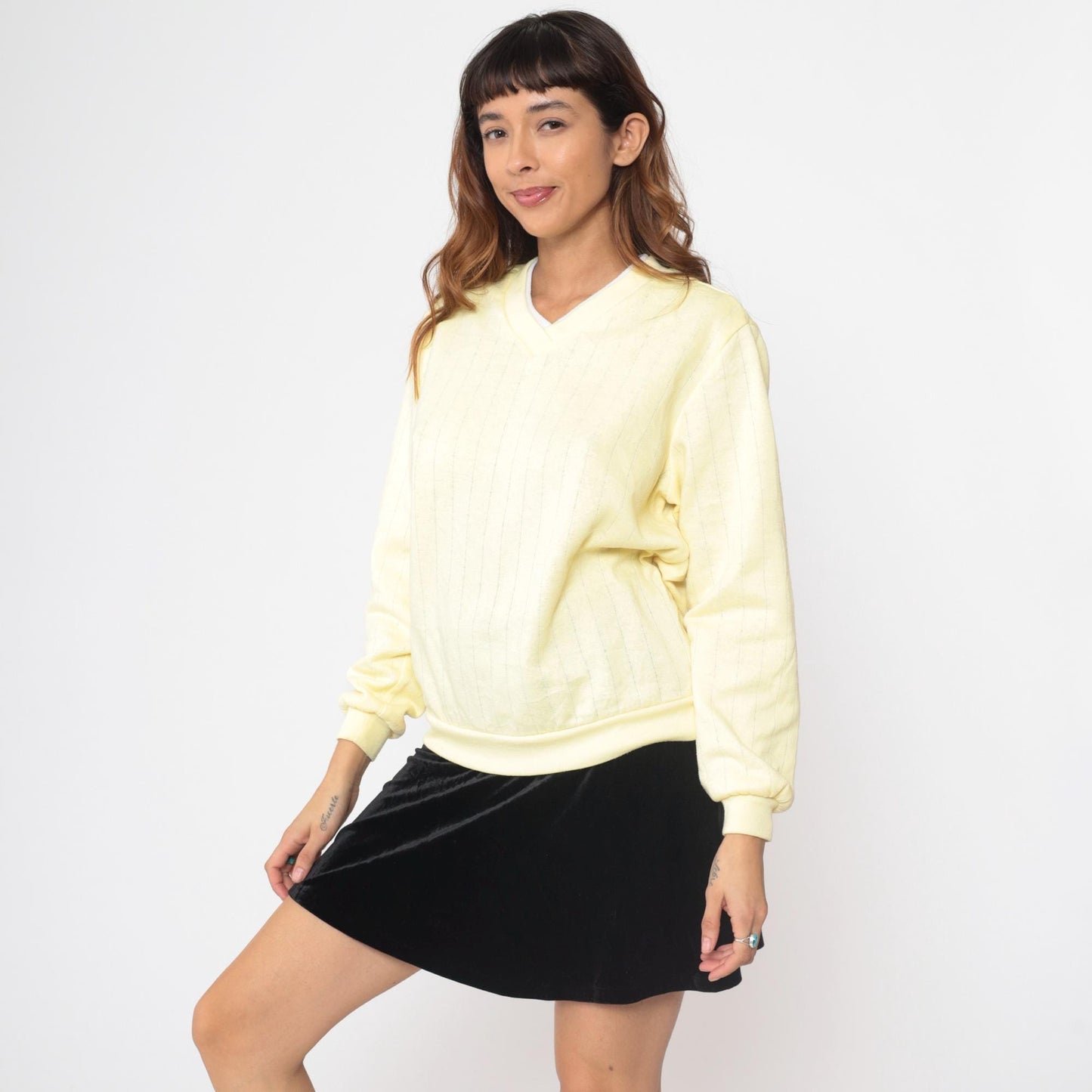 90s Yellow V-Neck Pullover Sweatshirt Preppy Ribbed Trim Large L