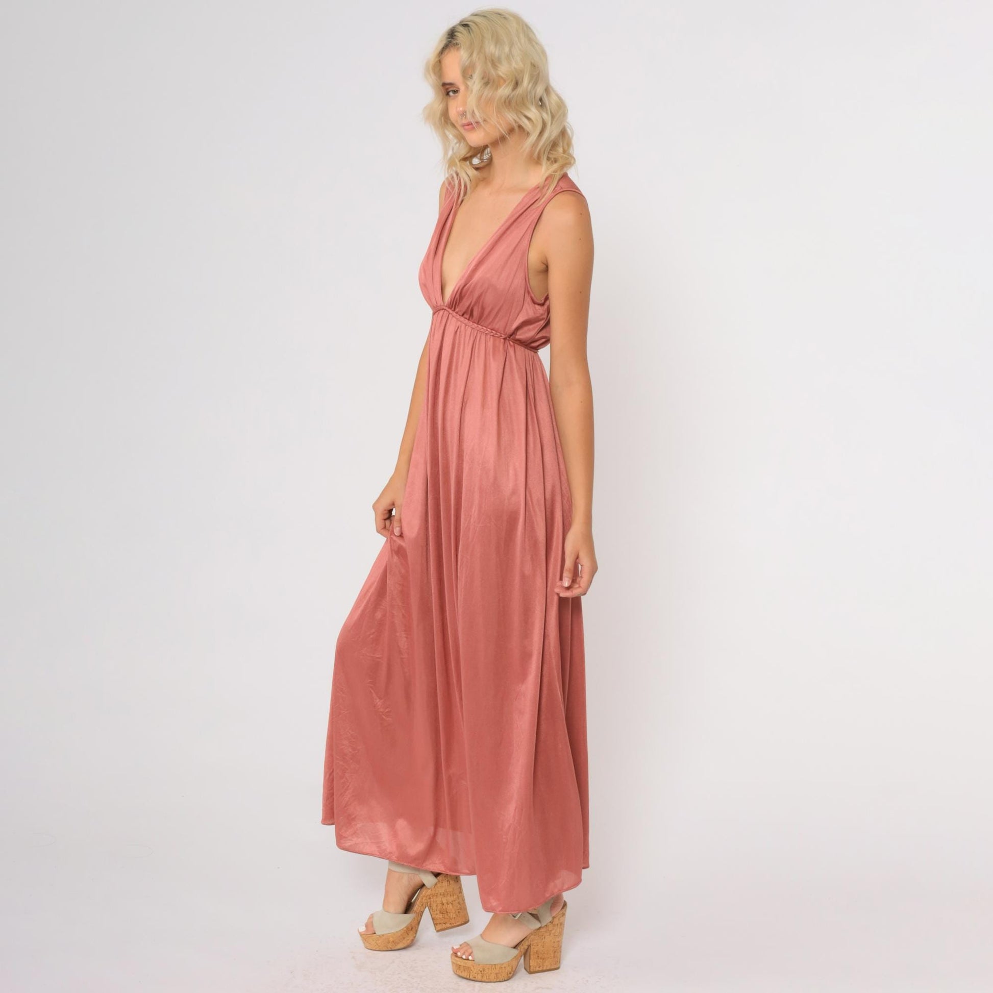 70s Val Mode Dusty Rose Nylon Maxi Nightgown Empire Waist V-Neck Medium M