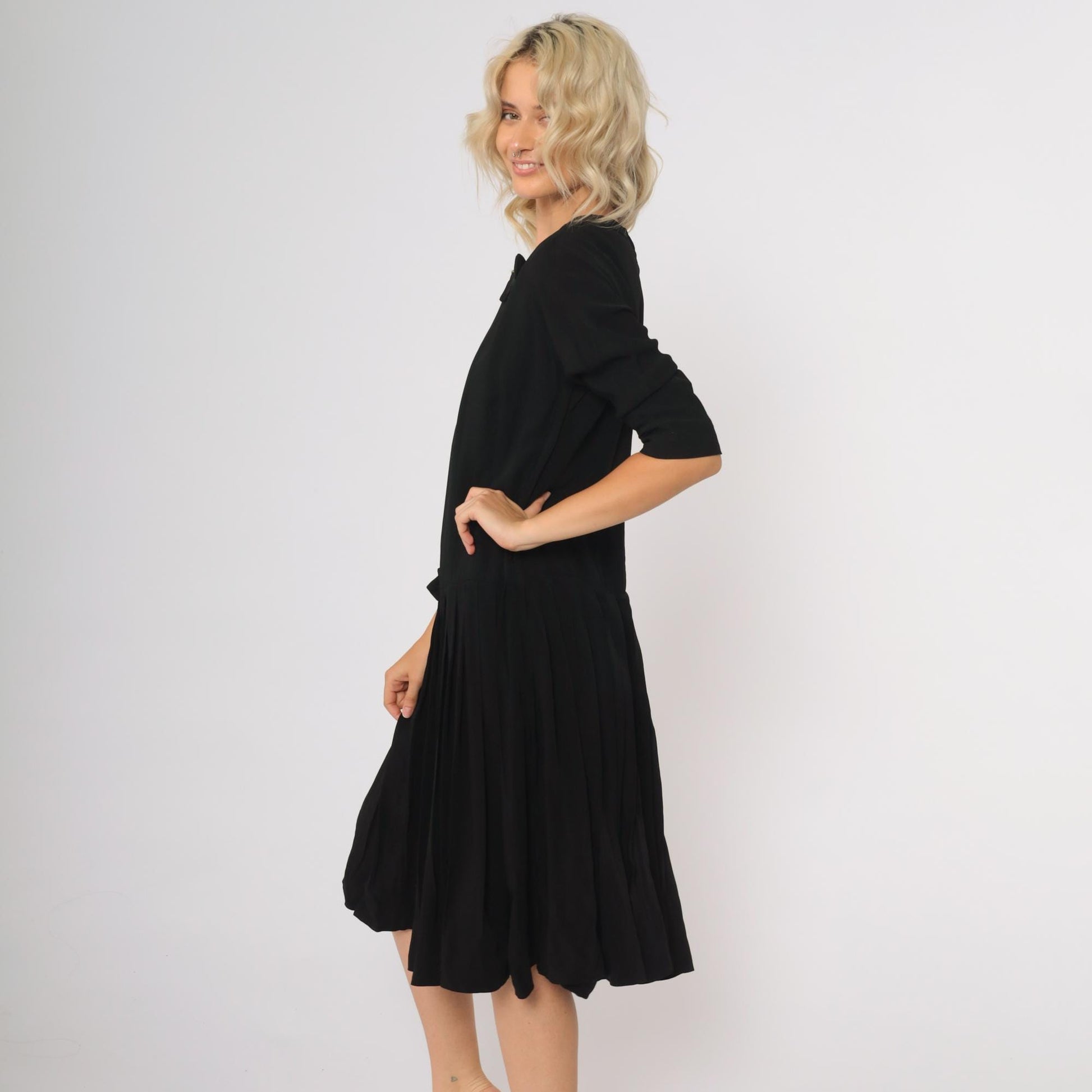 50s Black Pleated Midi Dress Drop Waist Bow Detail Round Neck Medium M