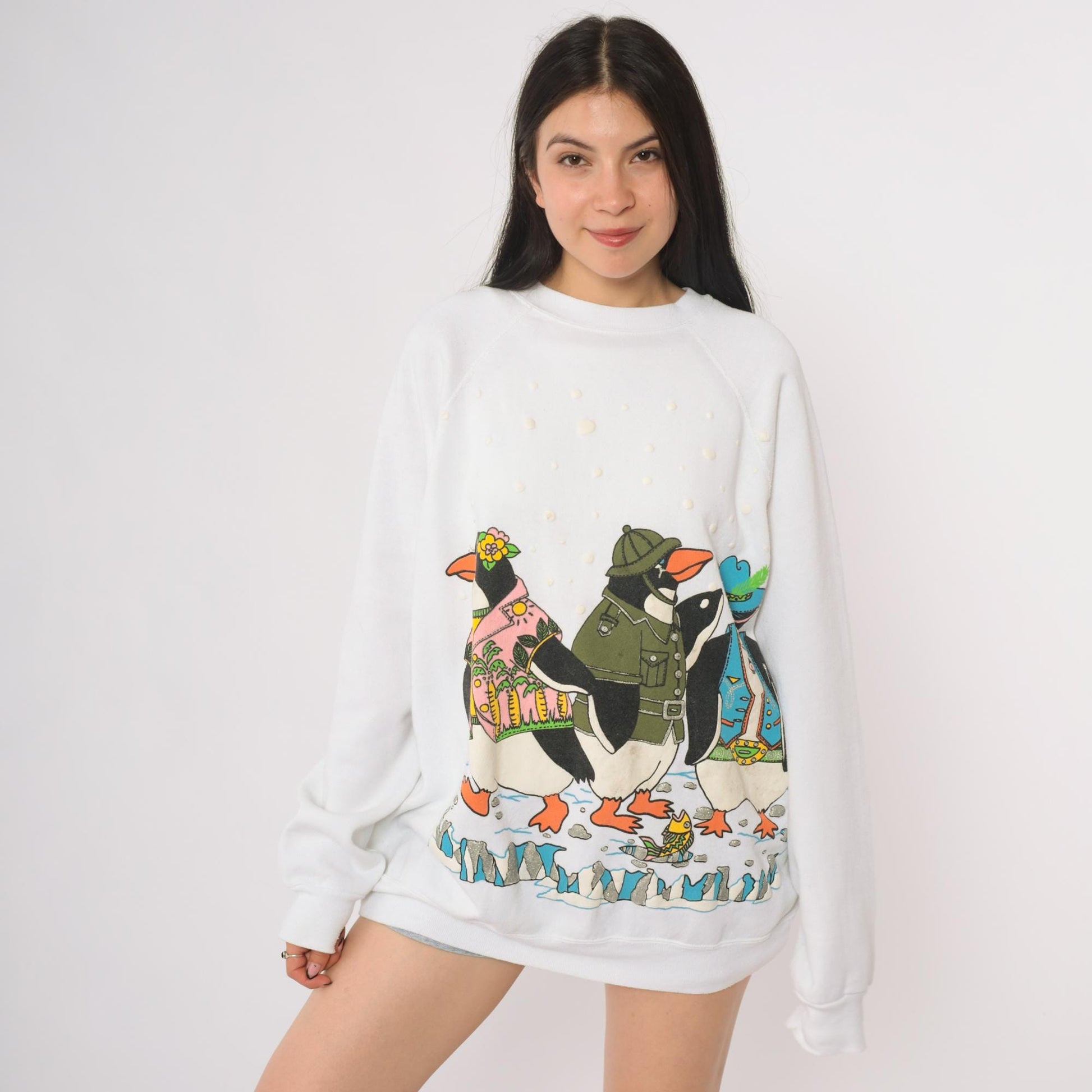 90s Penguin Graphic Sweatshirt White Crewneck Raglan EZL One Size