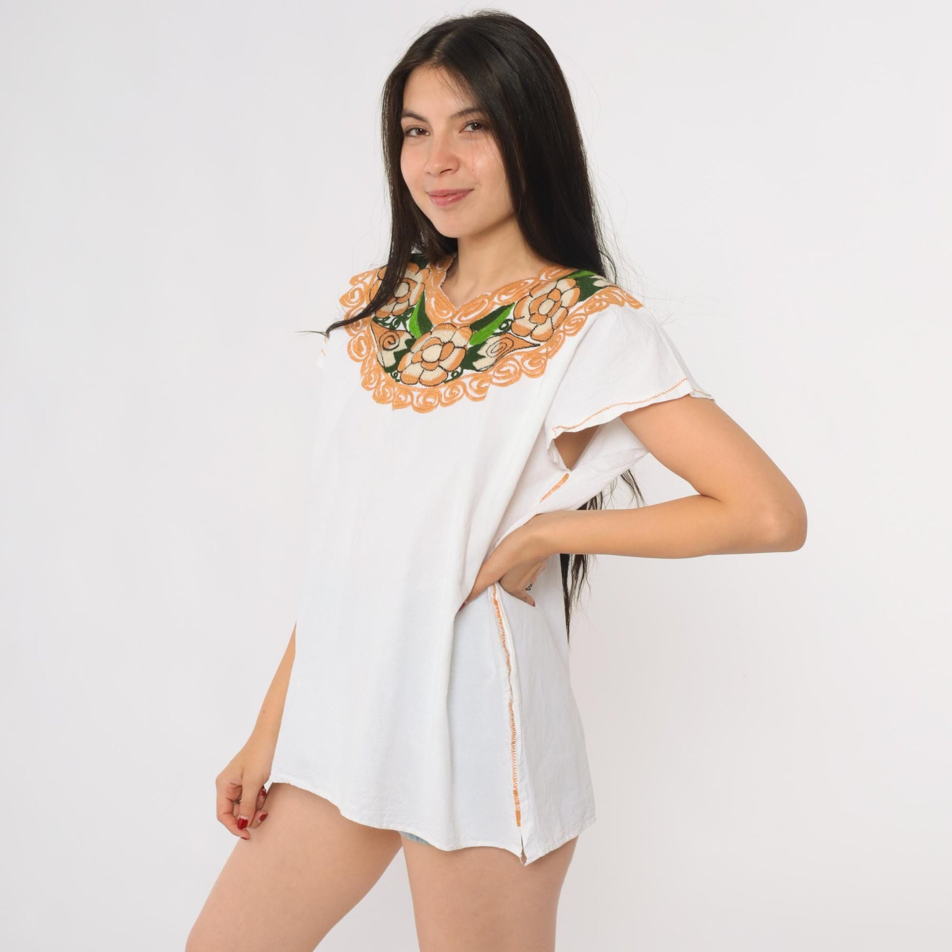 90s Mexican Embroidered Cotton Blouse White Floral Yoke Peasant Top Medium
