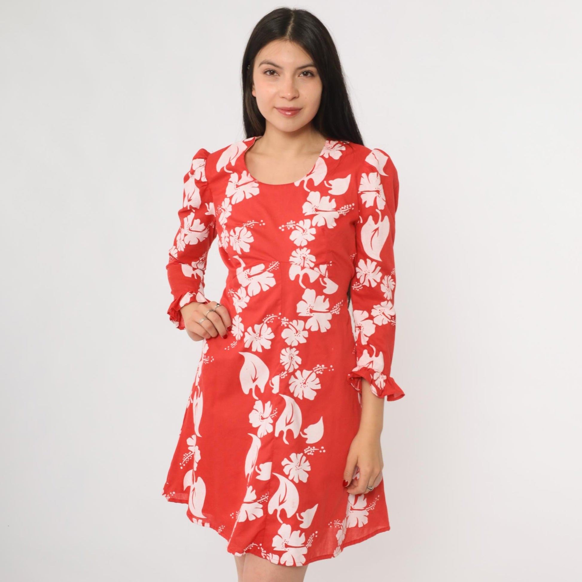 70s Hawaiian Hibiscus Floral Dress Red White Long Sleeve Ruffle Medium