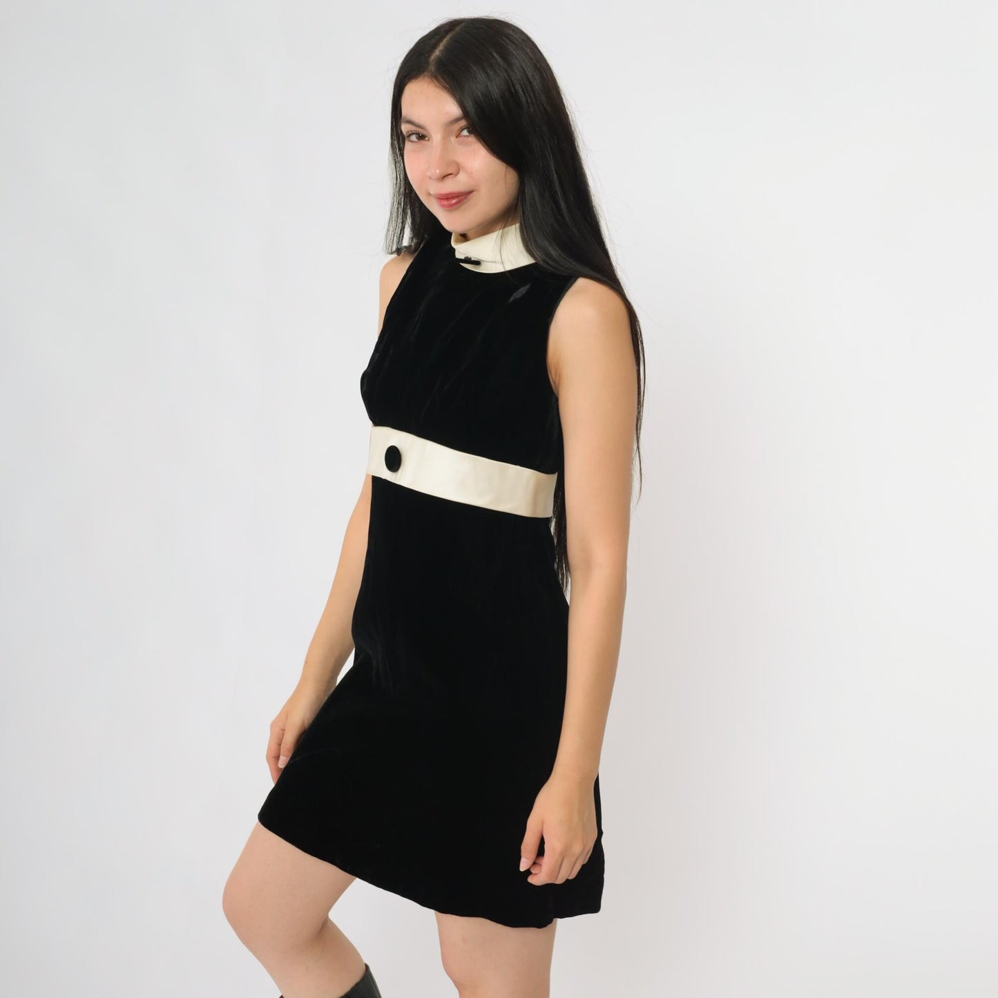 60s Black Velvet Mini Dress White Satin Collar Mod Sleeveless Small S