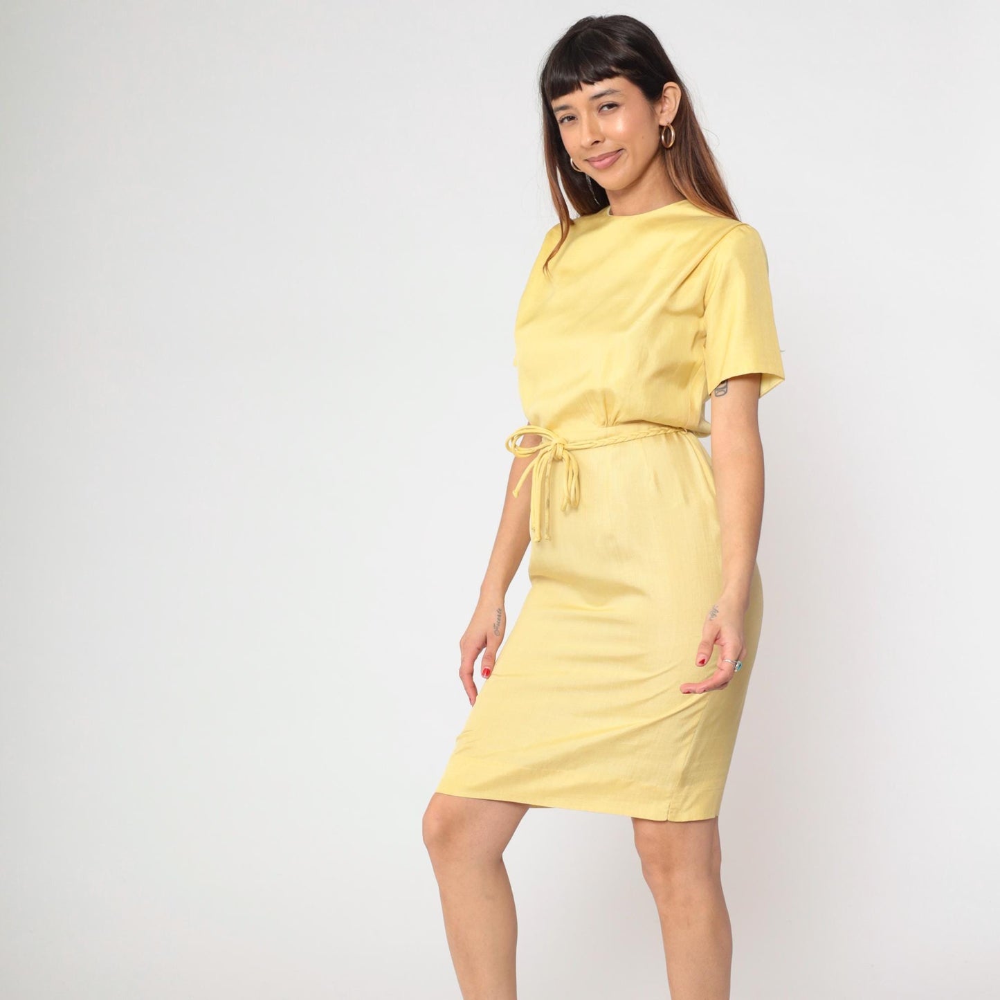1960s Yellow Silk Shift Dress Crew Neck Belted Short Sleeve Small S