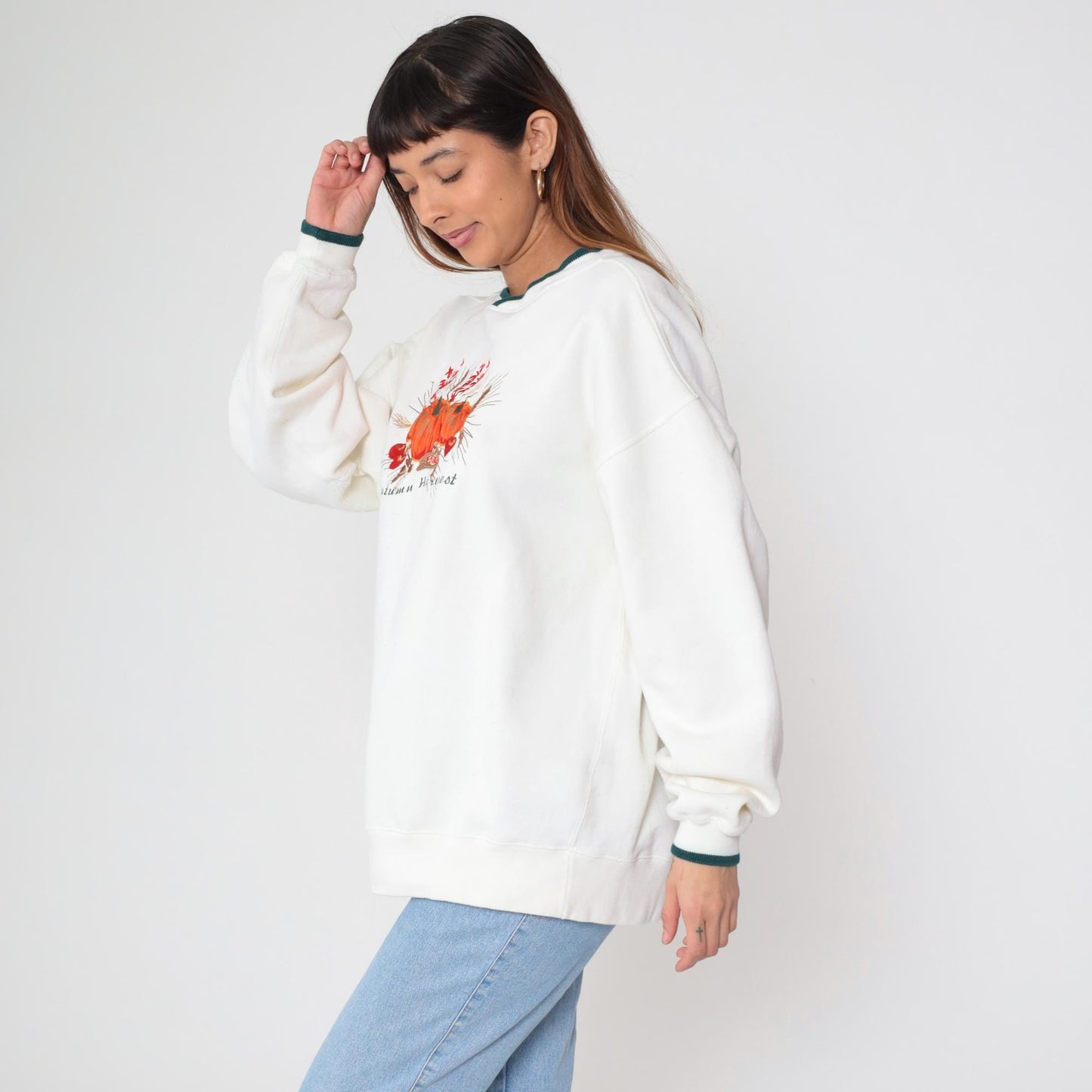 Y2K Autumn Harvest Pumpkin Sweatshirt White Green Trim Crewneck Extra Large XXL