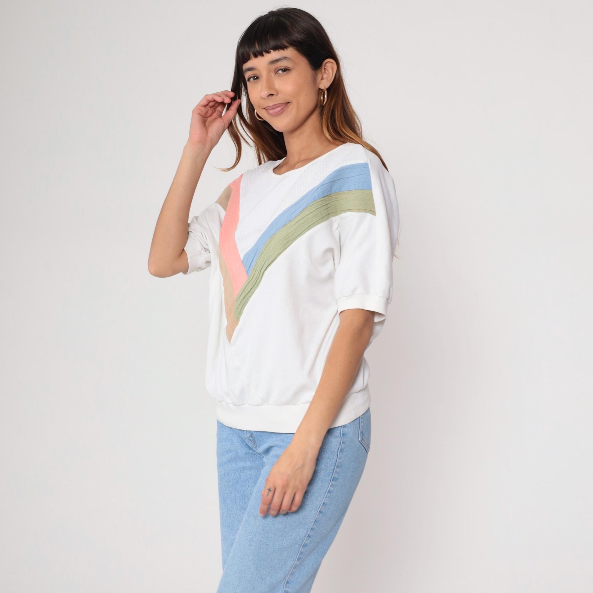 90s Pastel Chevron Colorblock Sweatshirt White Pink Blue Short Sleeve Medium