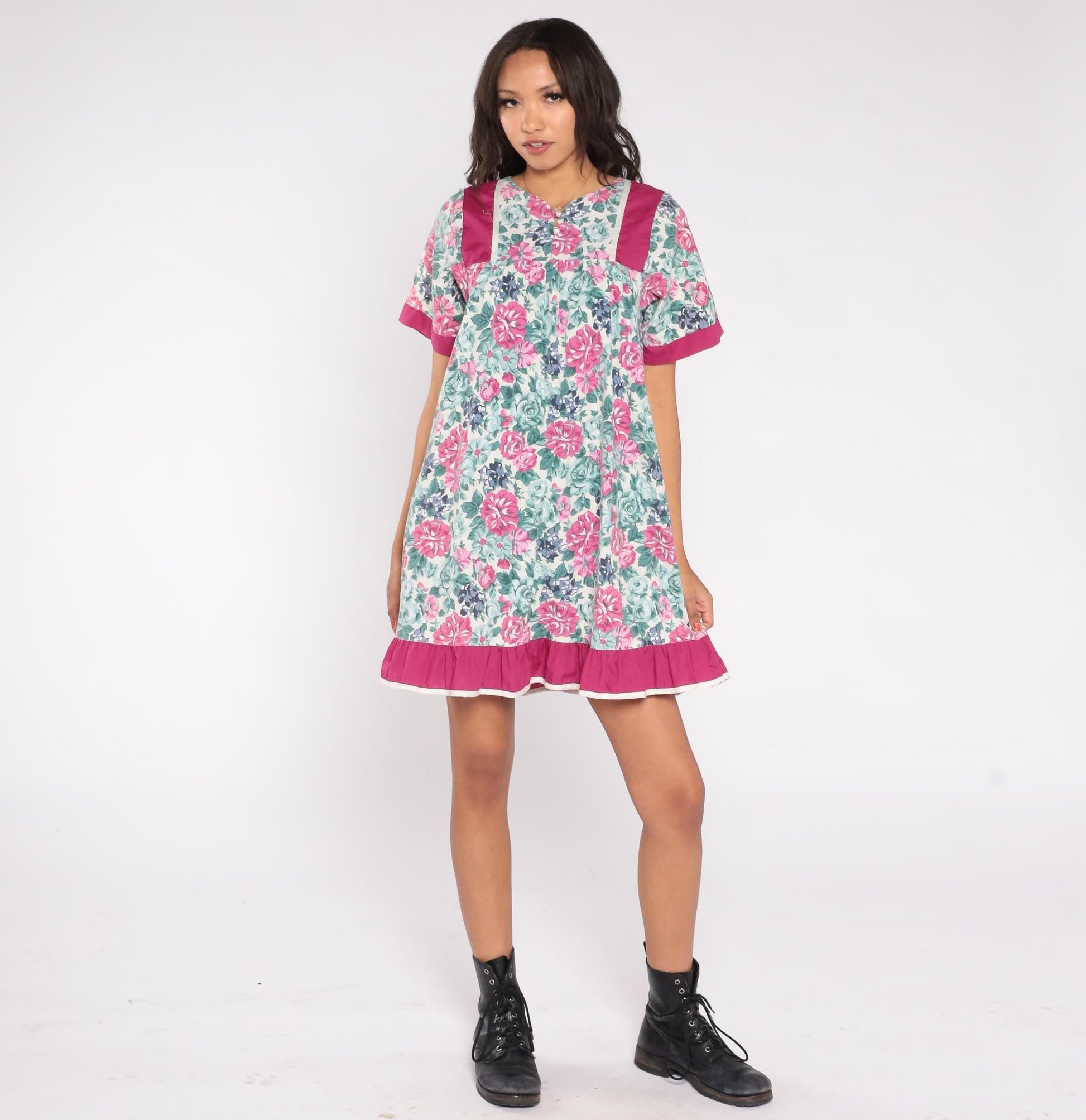 80s Floral Mini Dress Pink Rose Navy Flowers Fuchsia Trim Keyhole Medium
