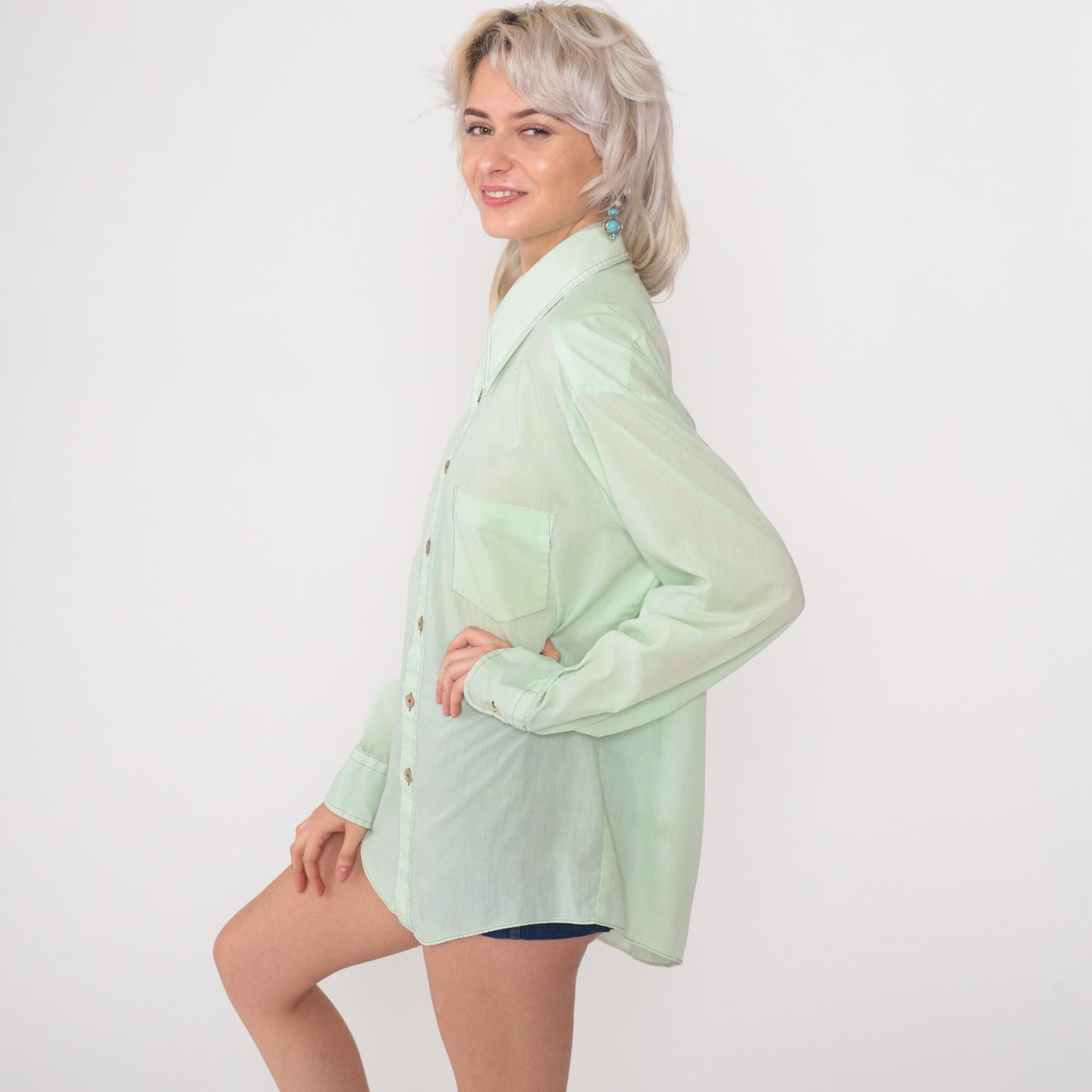 70s Van Heusen Mint Green Button Down Shirt Pointed Collar Polyester Medium